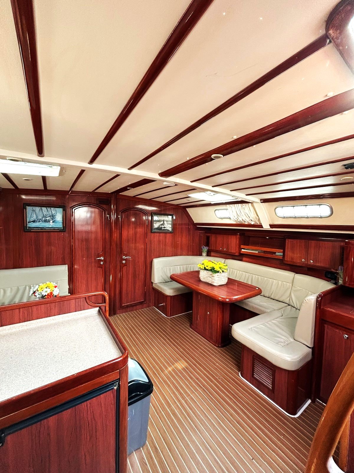 OSY VI - Yelkenli içinde Alimos