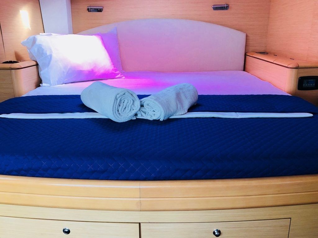 Mystique II(Owner Version Refit 2021) - Katamaran içinde Alimos