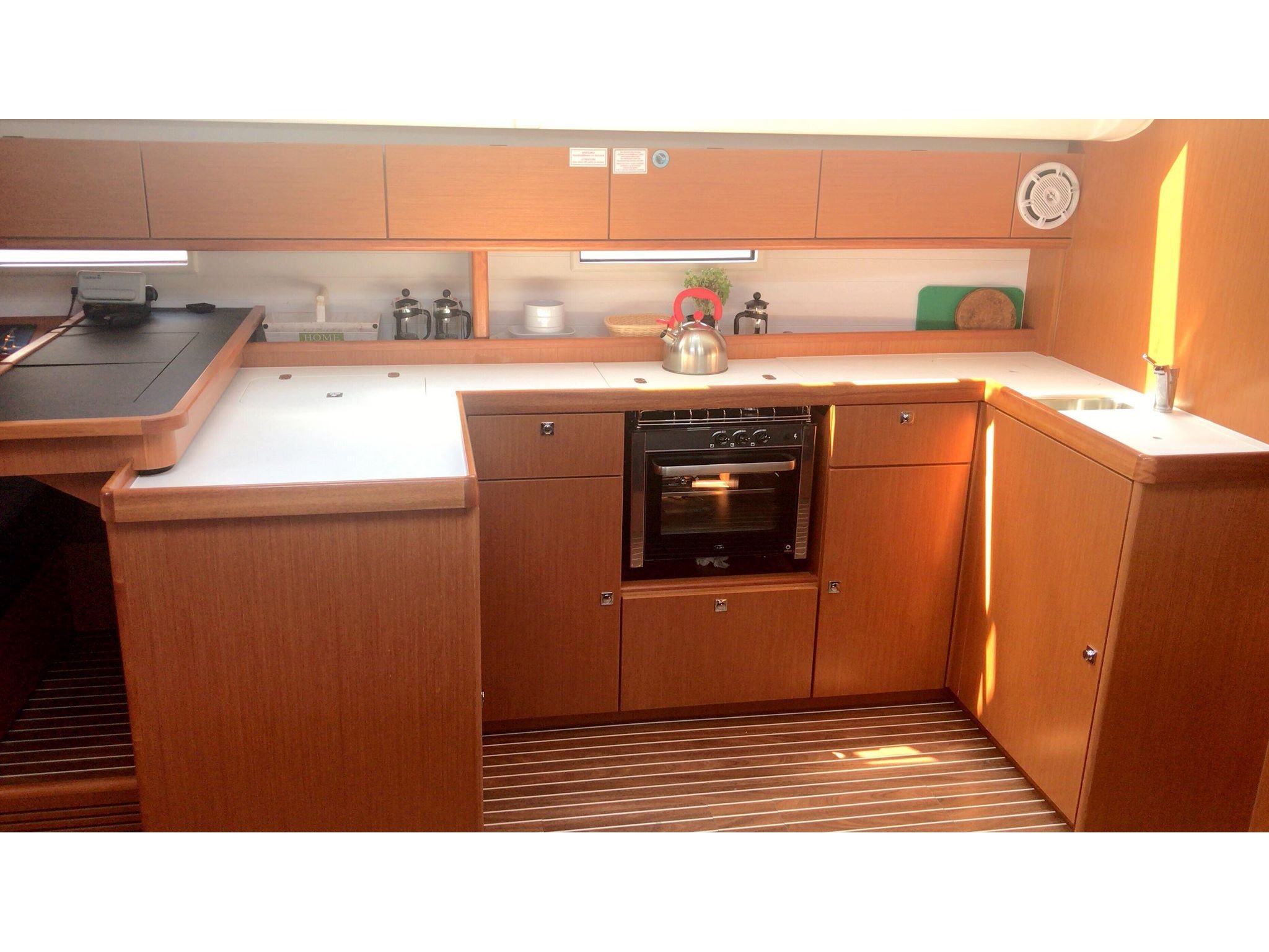 Apollon - Sailboat in Alimos