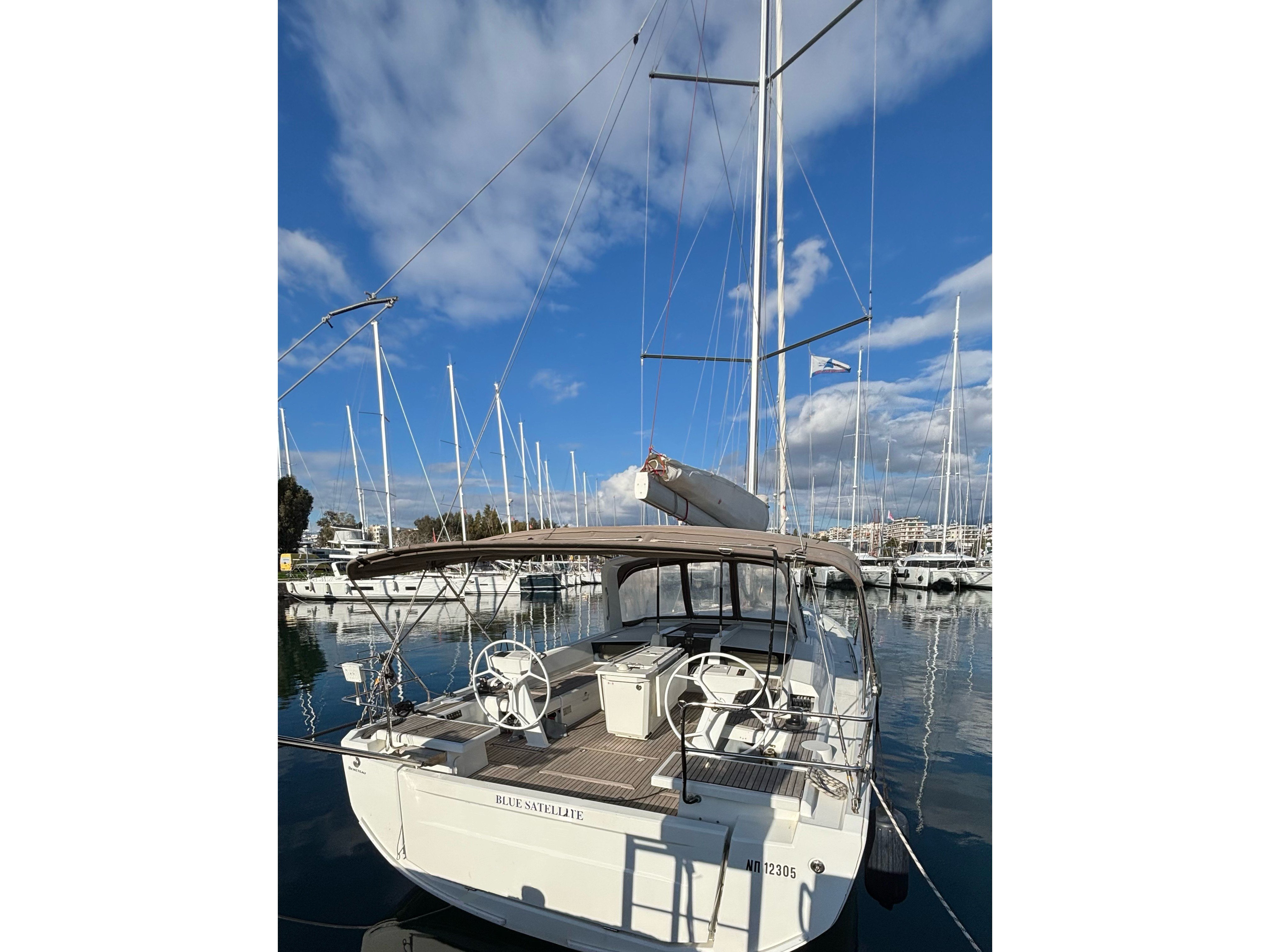 Blue Satellite - Sailboat in Alimos