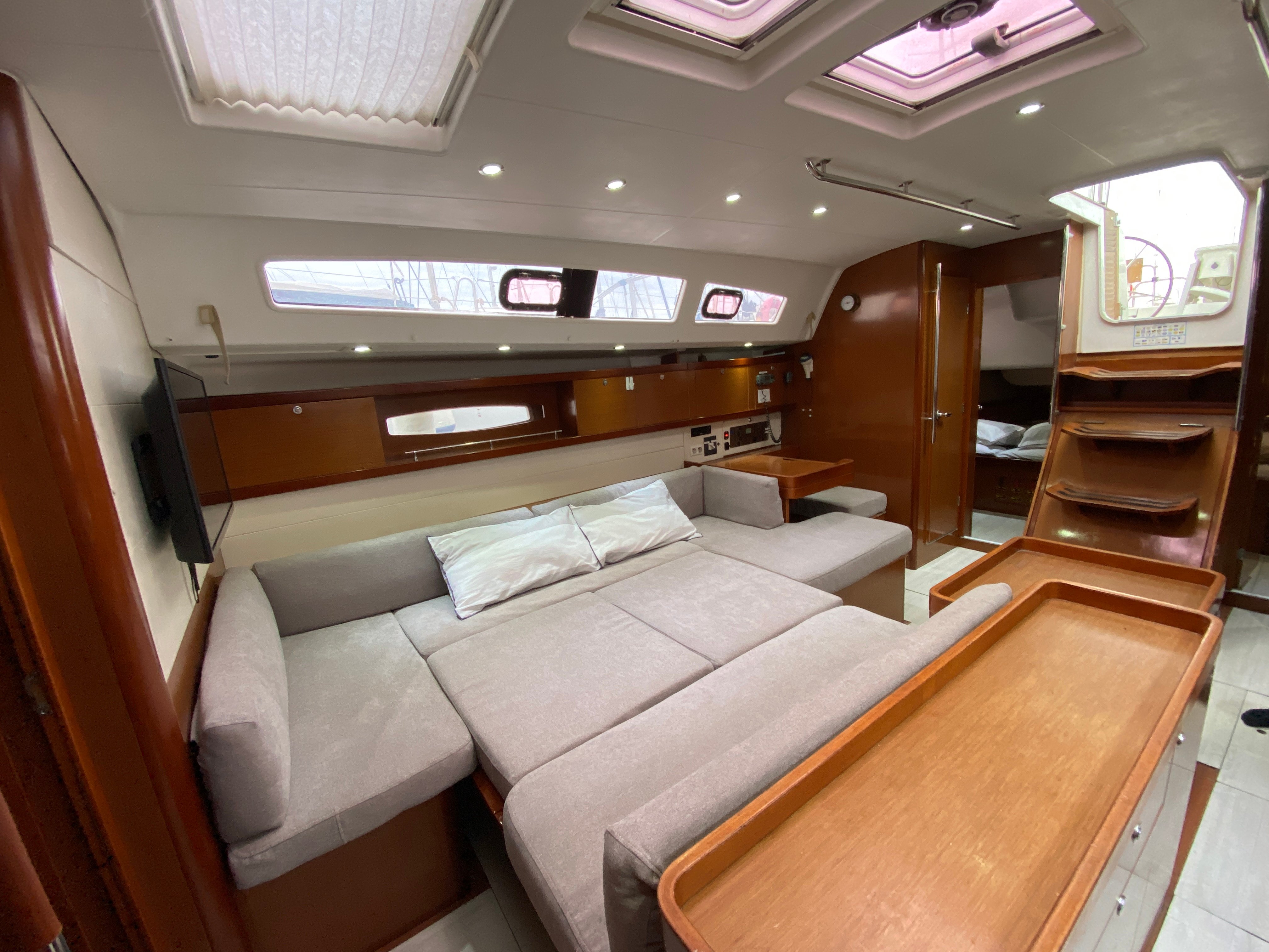 Valhalla - Sailboat in València