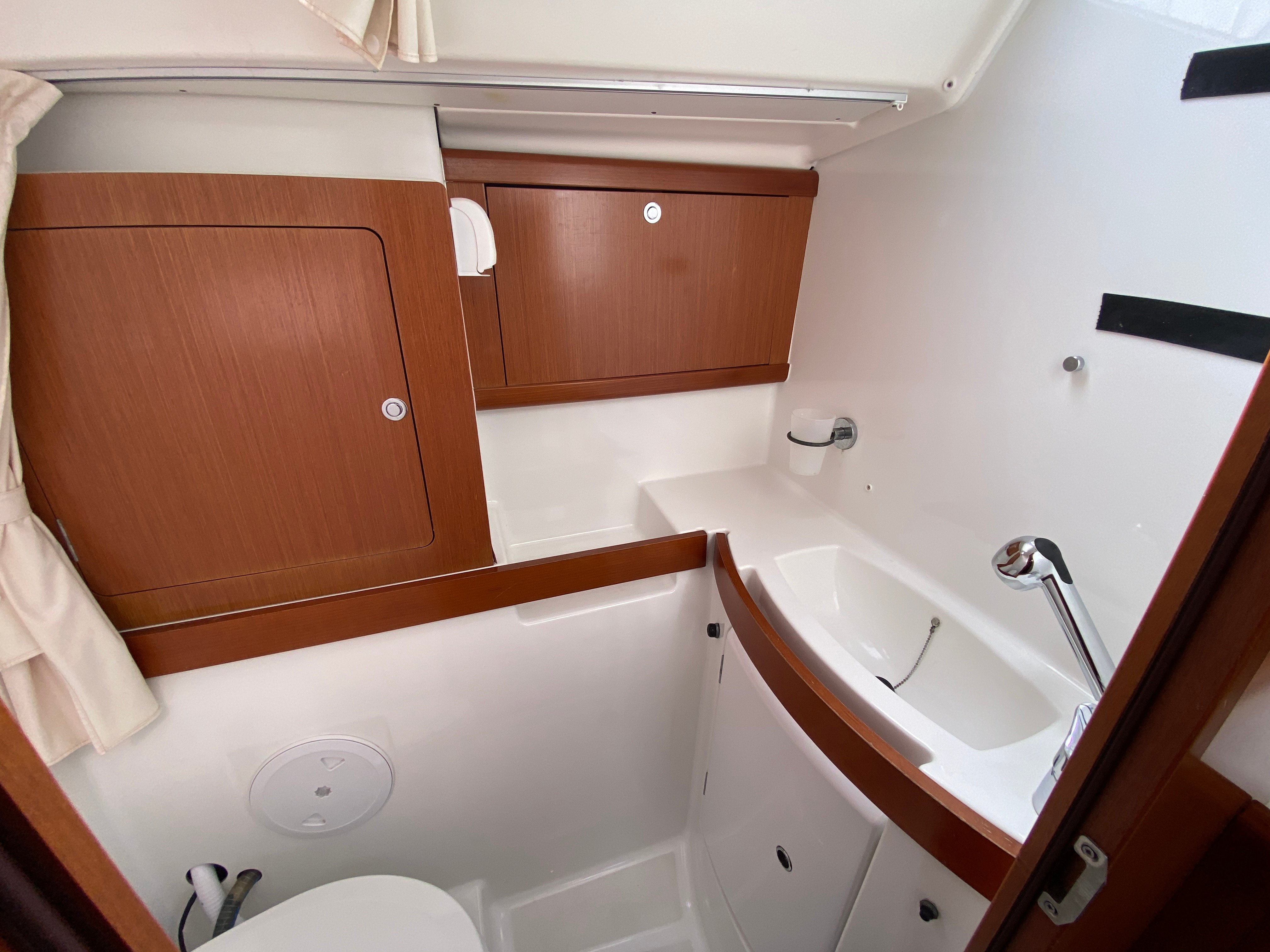 Oqre - Sailboat in València