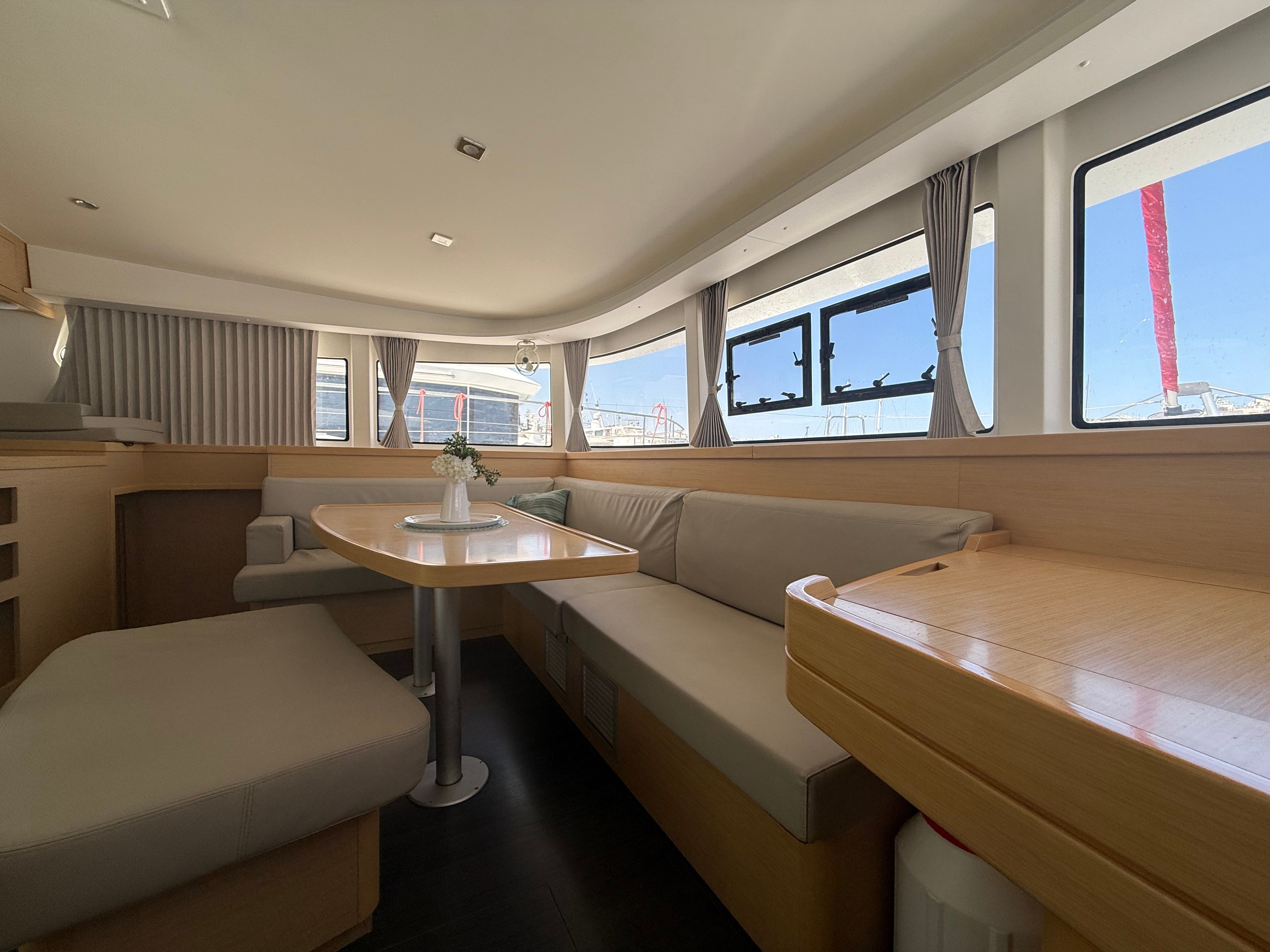 Tiamo IV - Catamaran in Nikiana