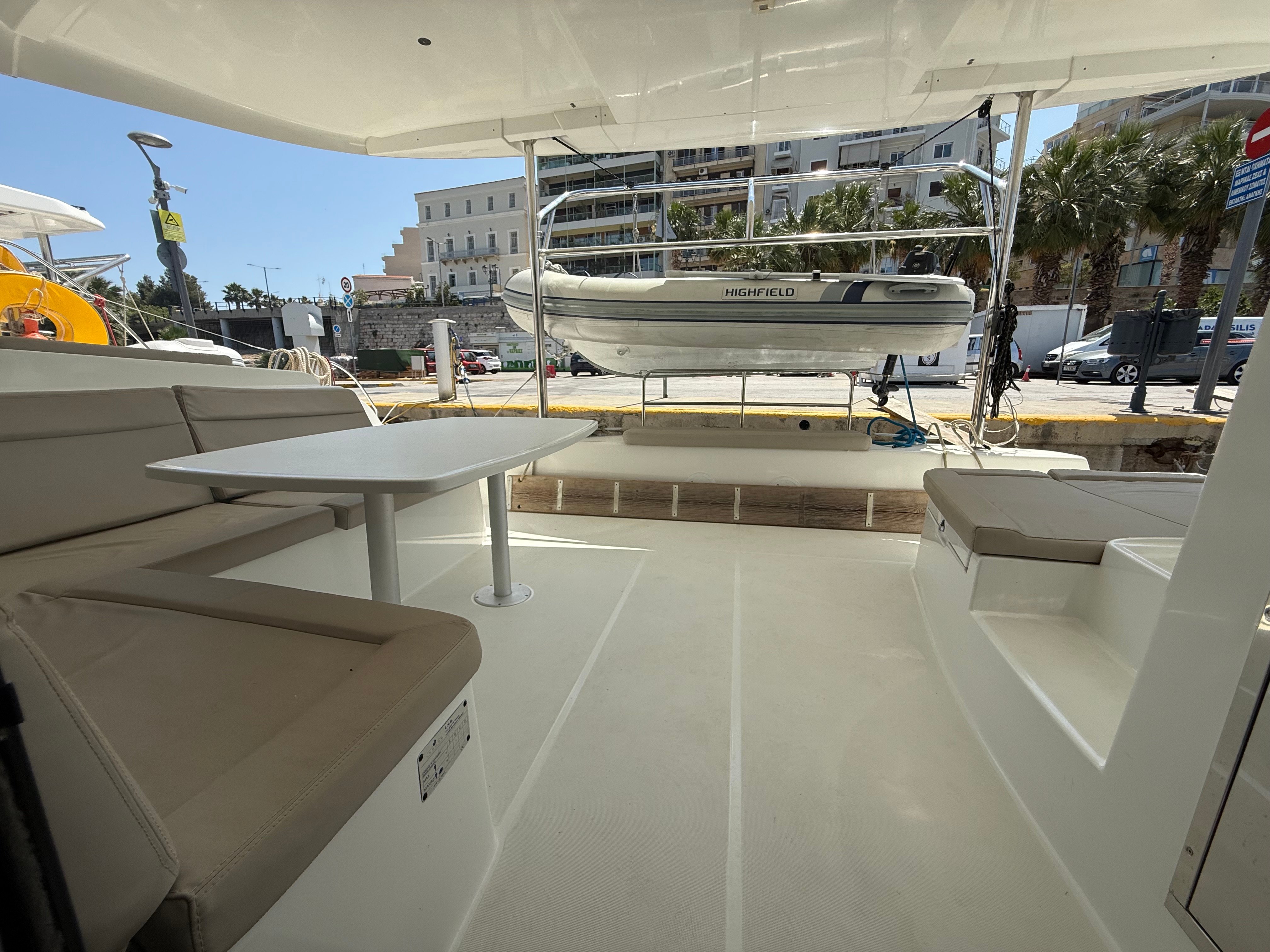 Tiamo IV - Catamaran in Nikiana