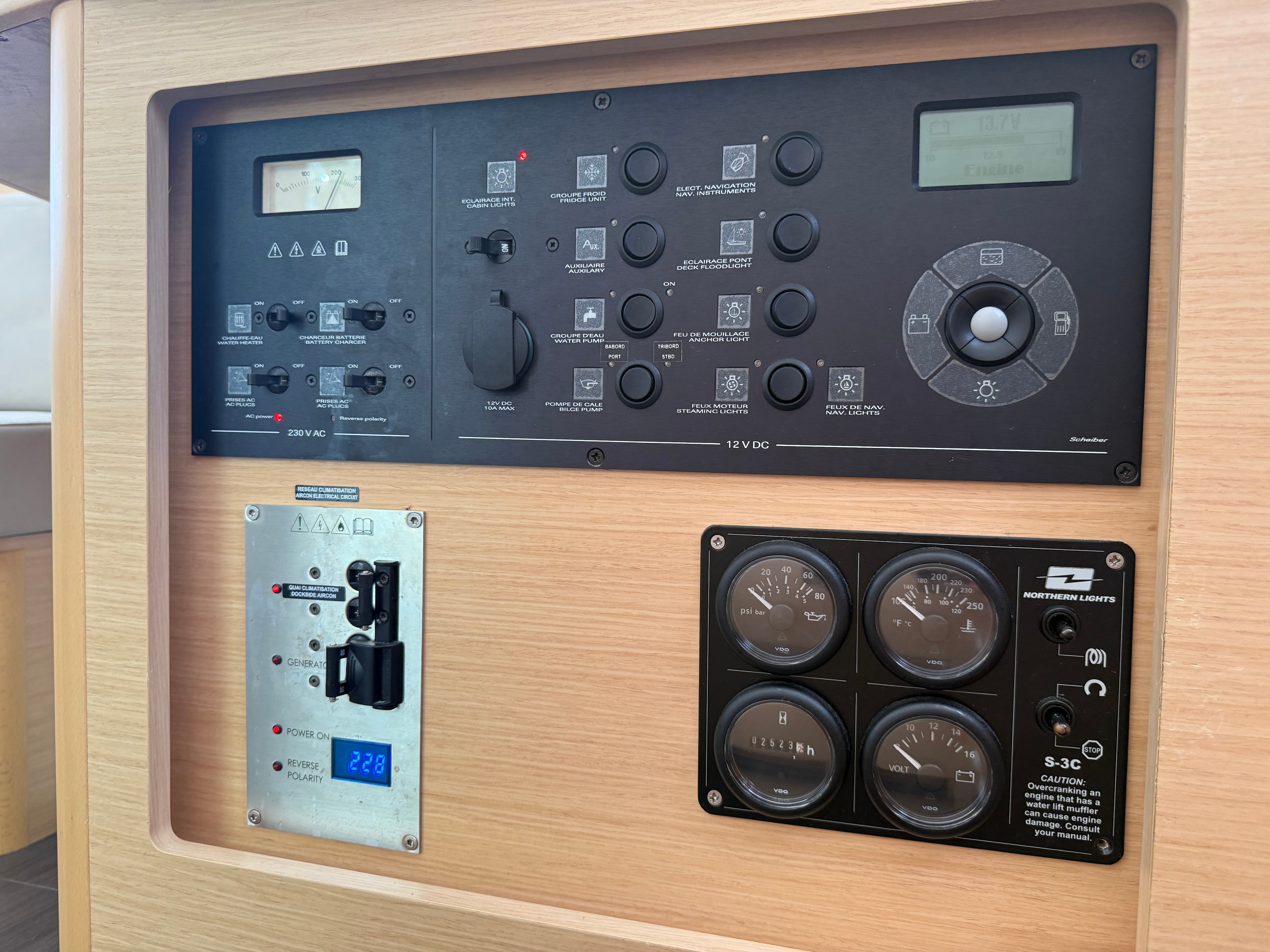 Tiamo IV - Catamaran in Nikiana