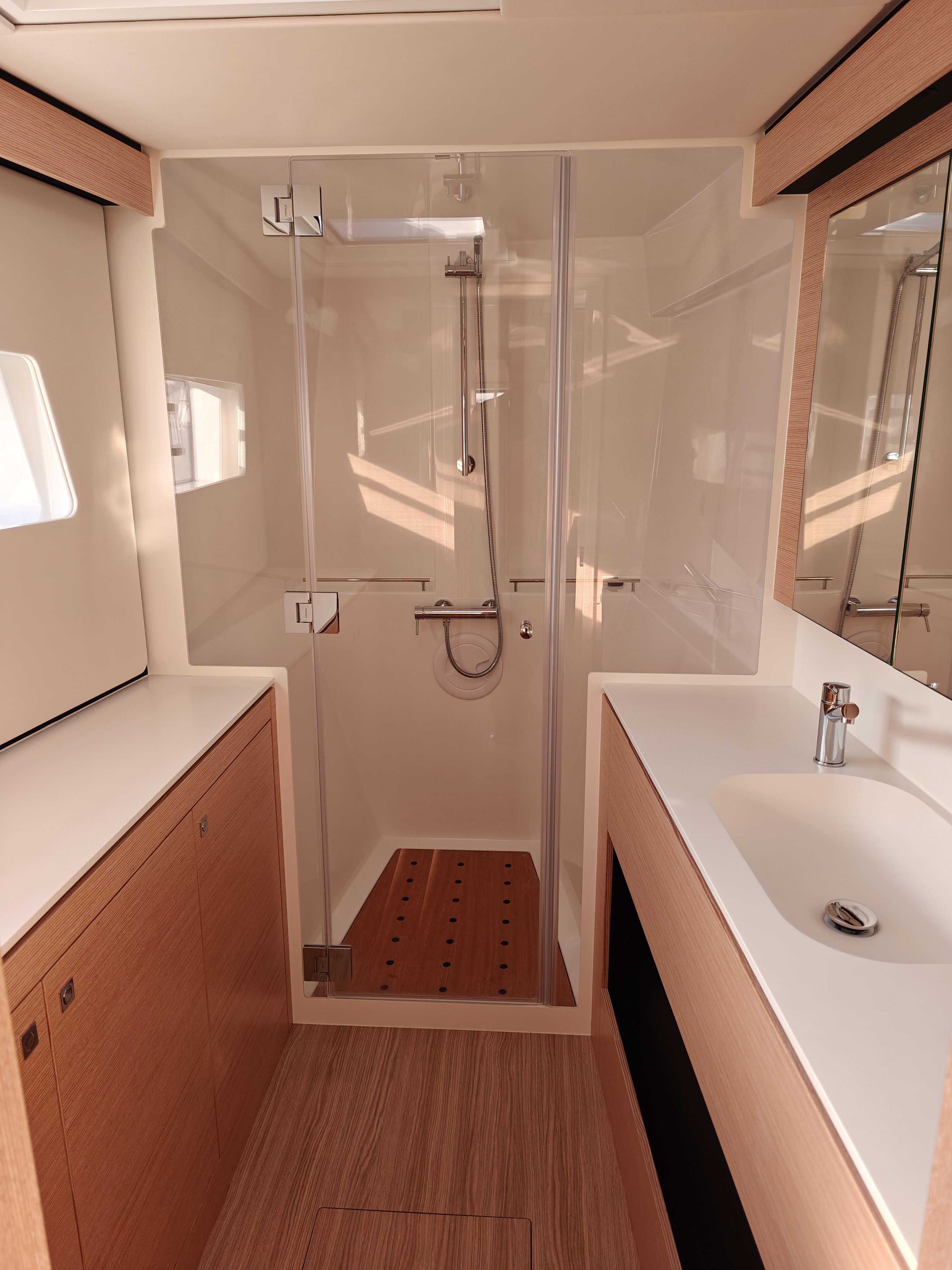 Neguinha - Catamaran in Kaštel Gomilica