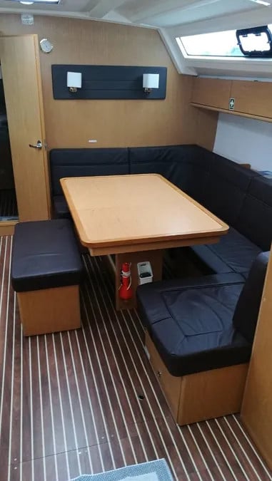 Athina - Sailboat in Sami