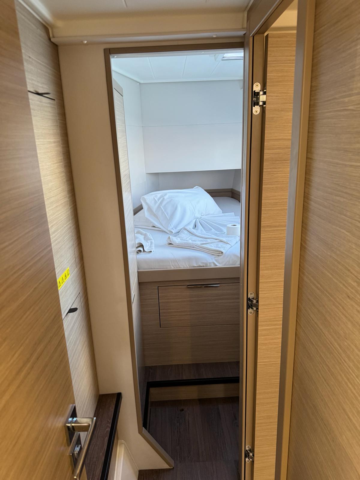 ROXY I - Catamaran in Le Marin