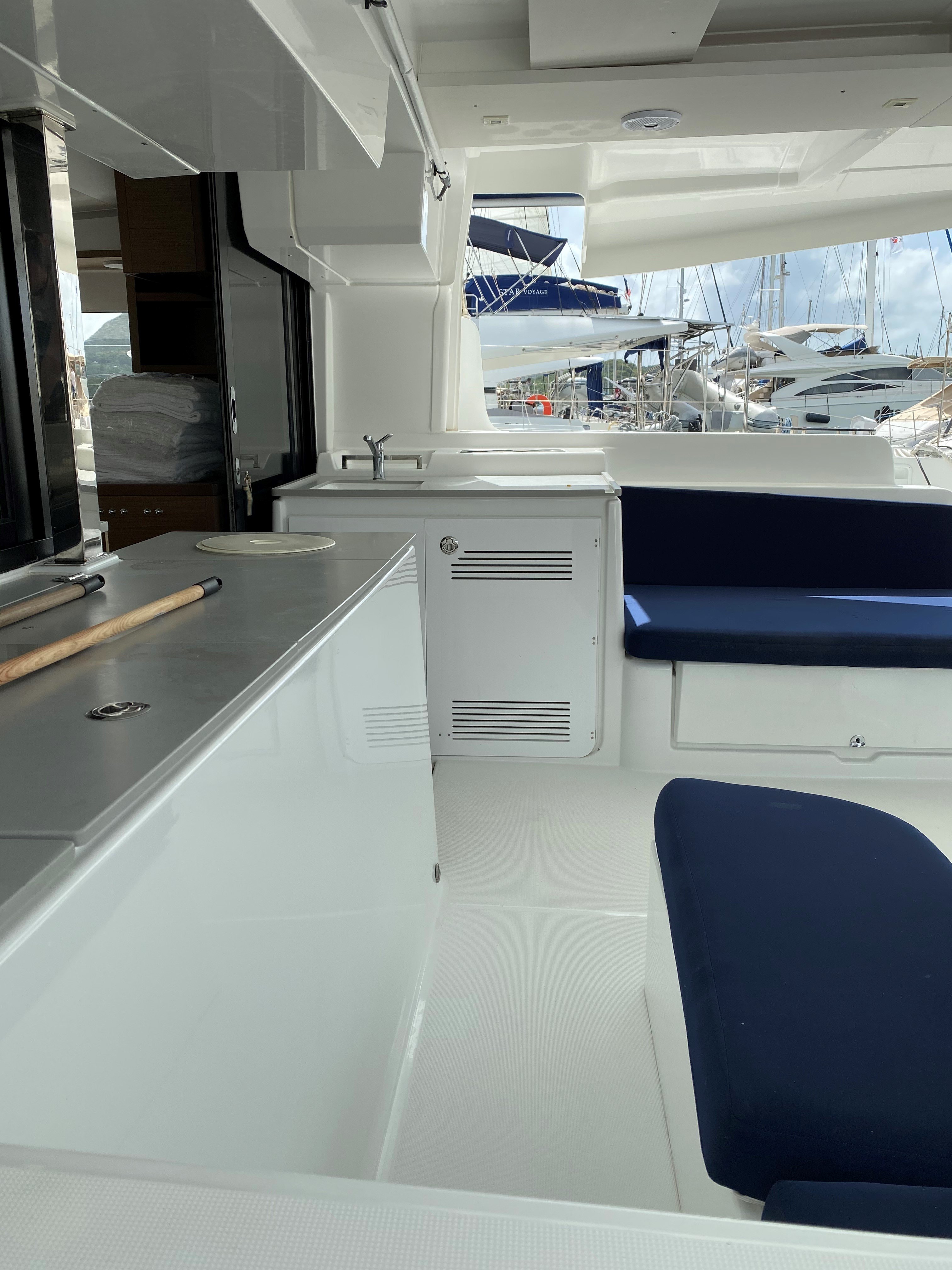 PUMA IV - Catamaran in Le Marin