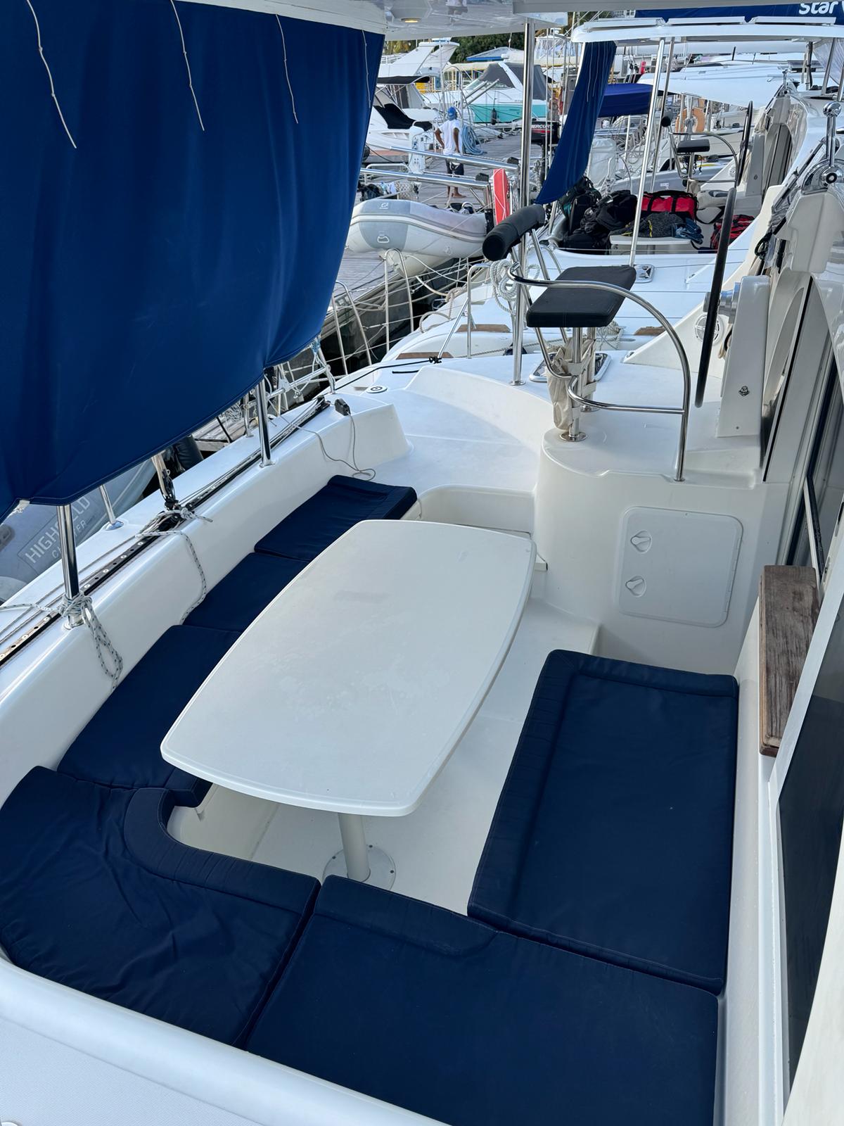 Oscar II - Catamaran in Le Marin