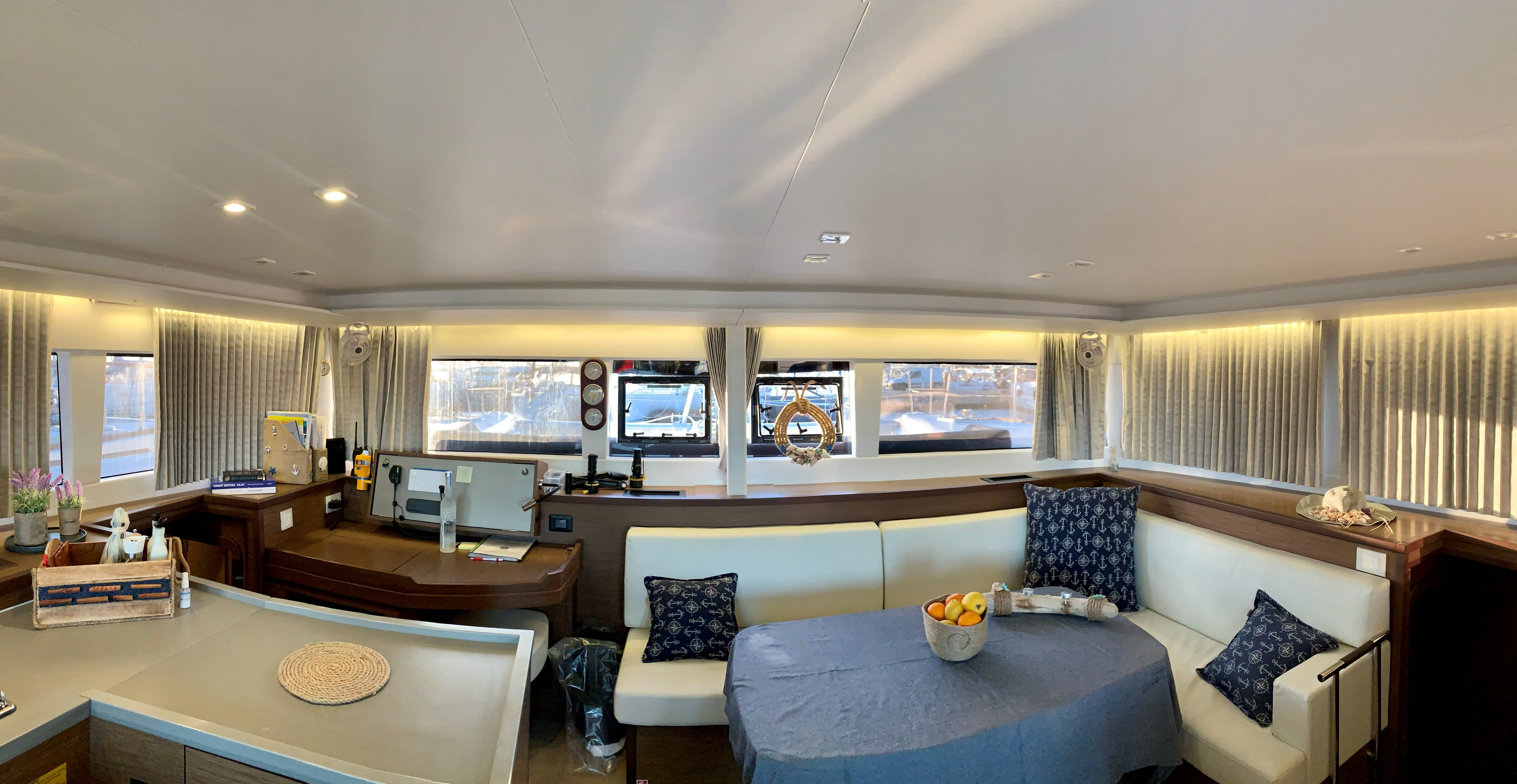 Aelia - Catamaran in Alimos