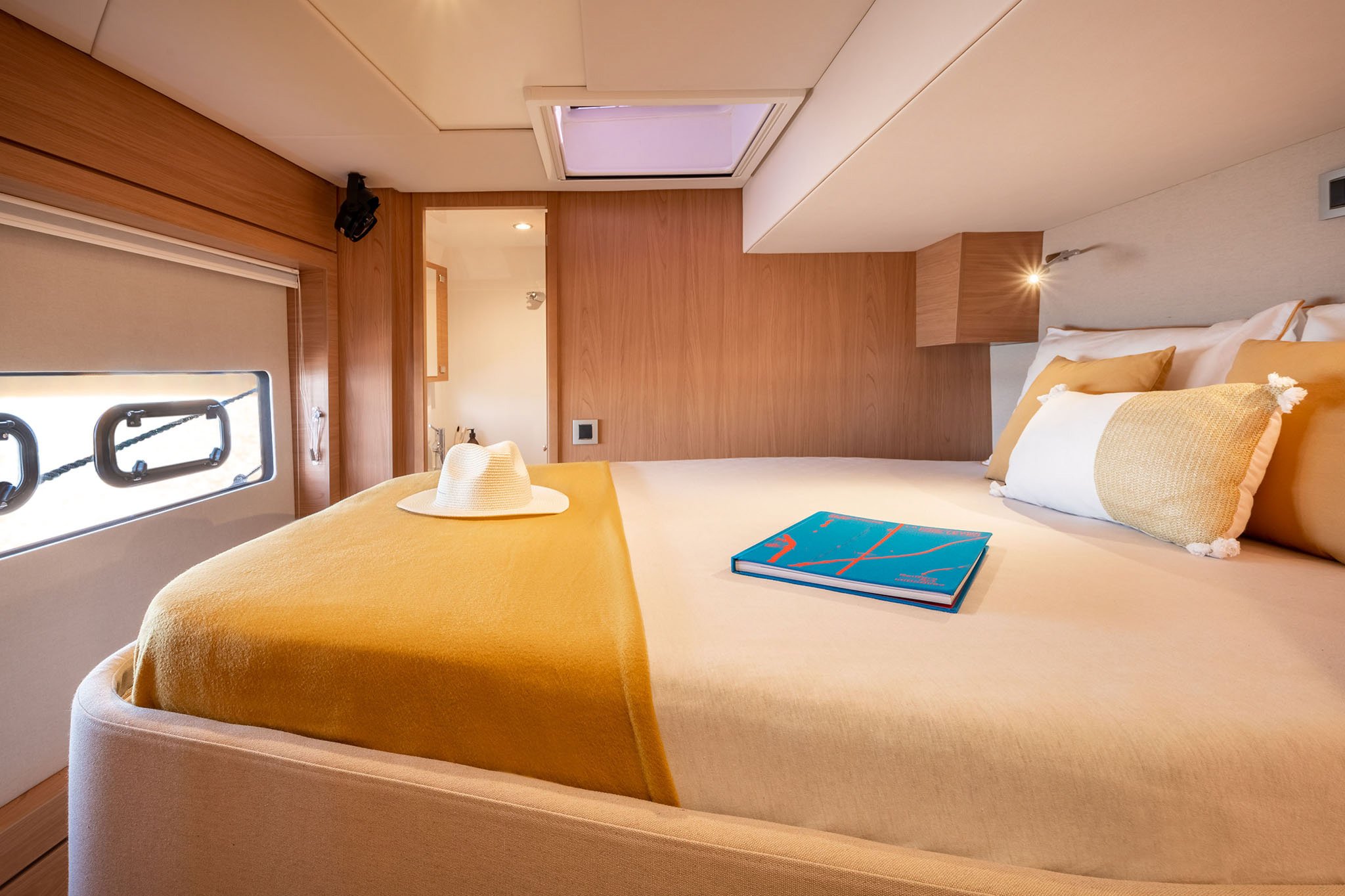 Luna - Catamaran in Adaköy