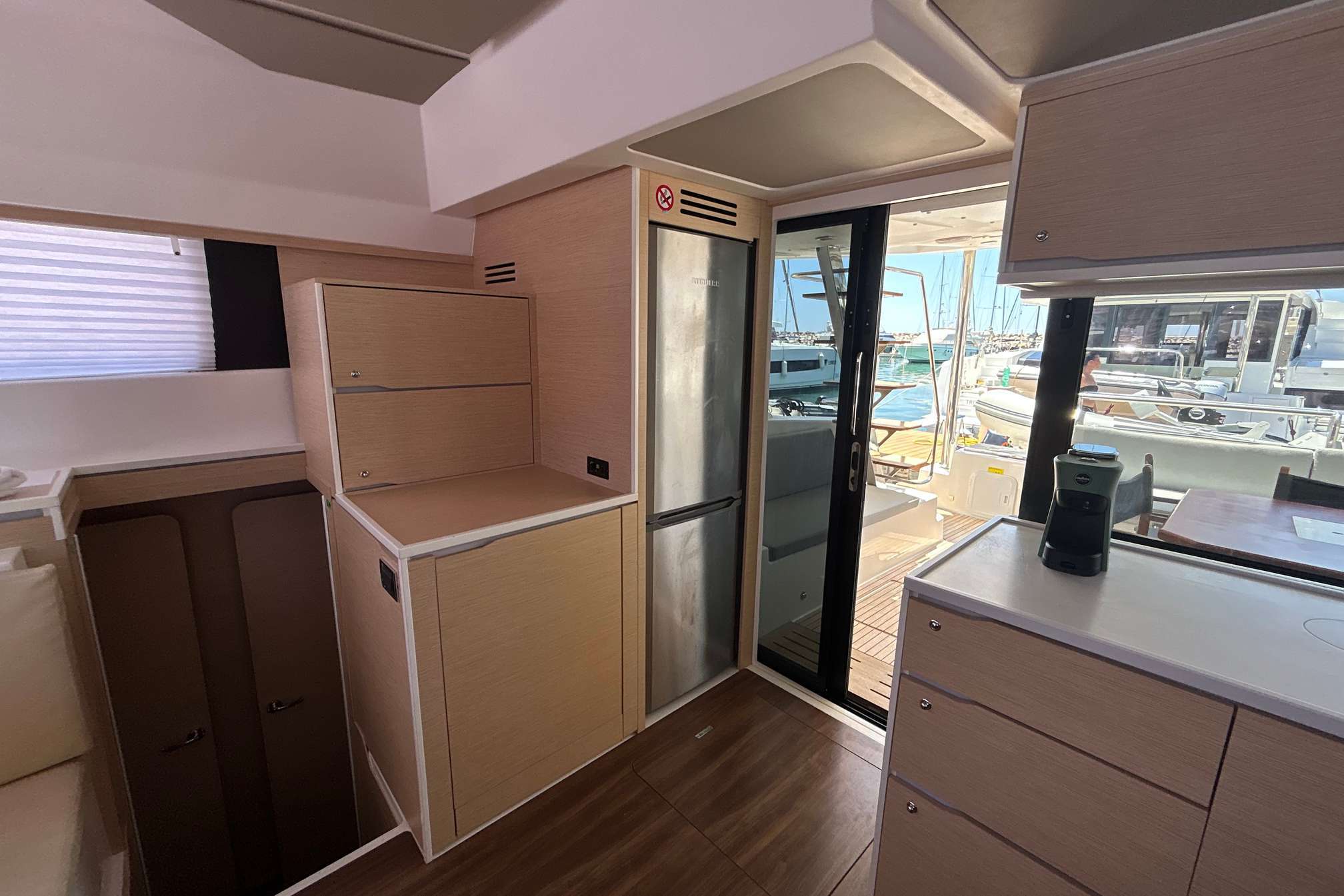 DU DU - Catamaran in Salerno