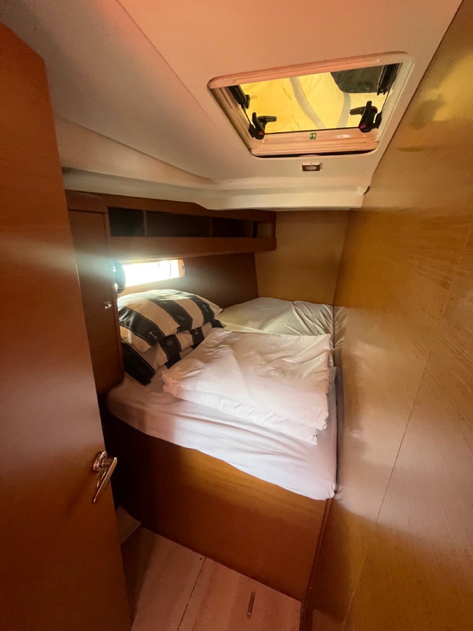 BELUNA - Yelkenli içinde Bibinje