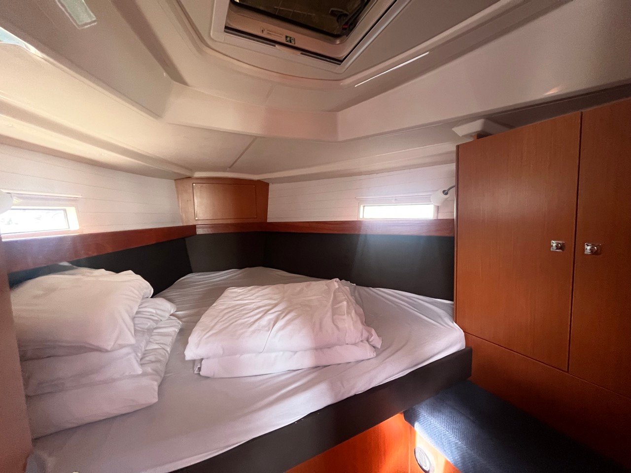 GITA - Yelkenli içinde Bibinje