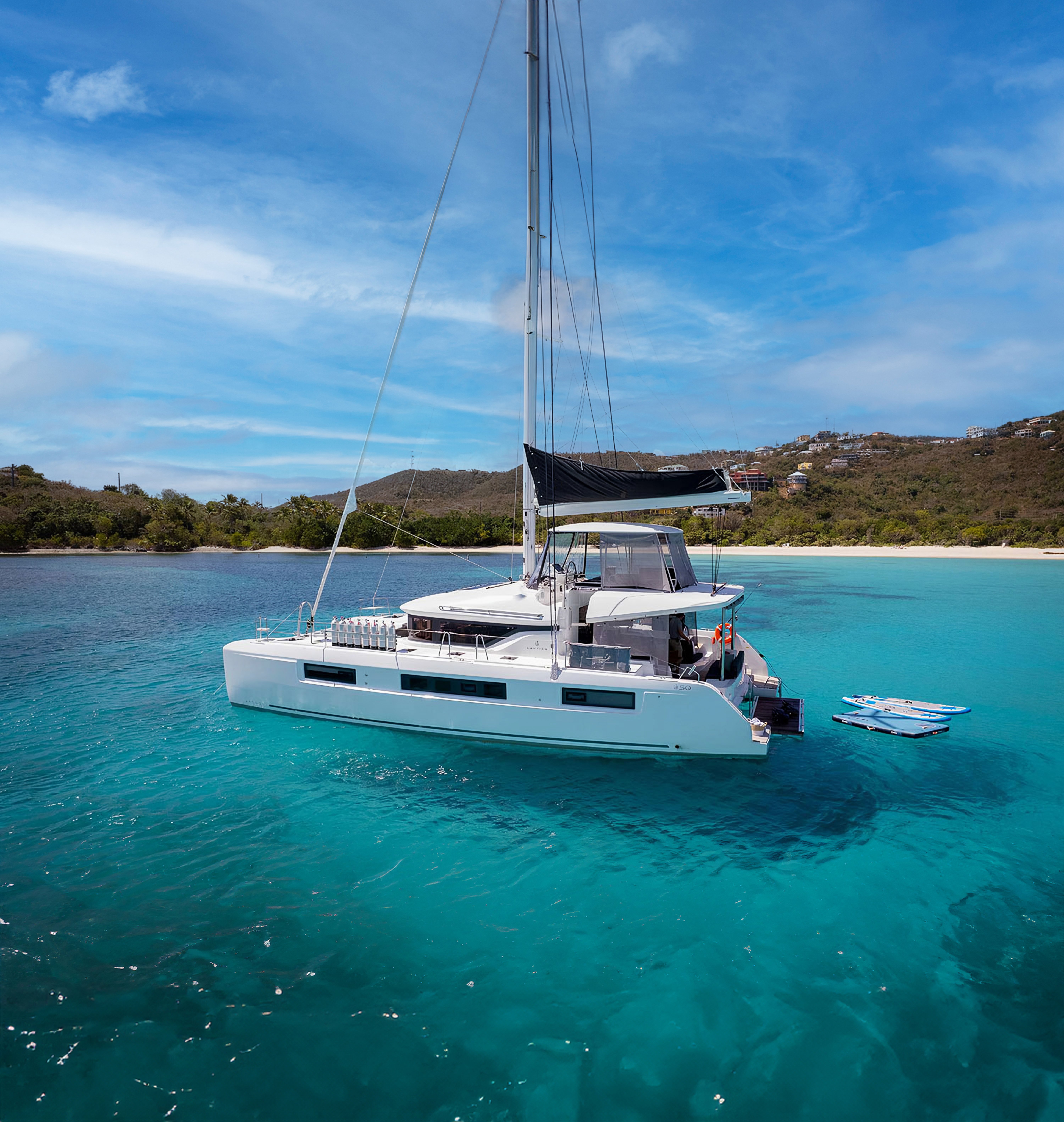 Patagonia - Catamaran in Eivissa