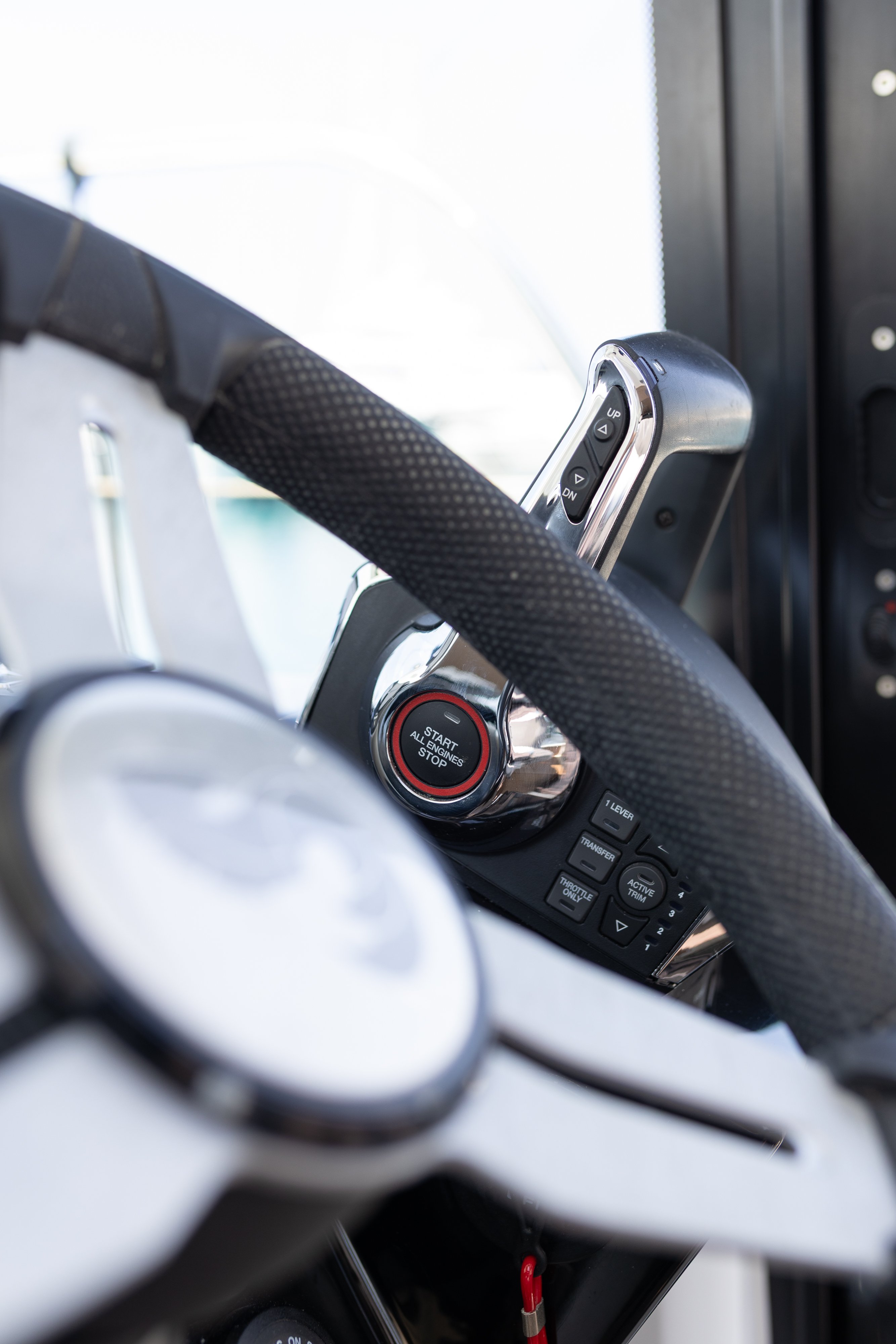 FALCON - Motor Yacht in Rogoznica