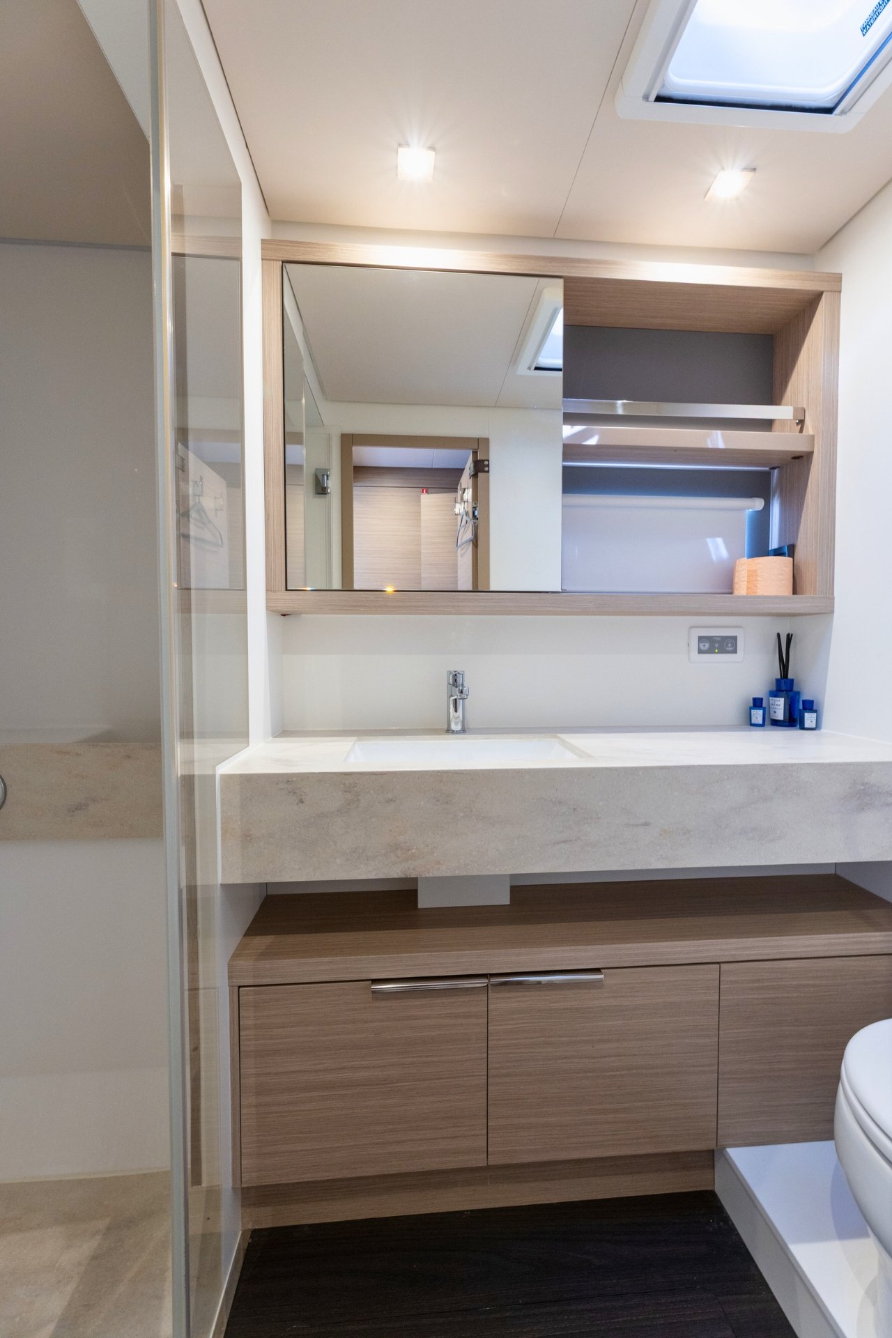 STAR LINK - Catamaran in Split