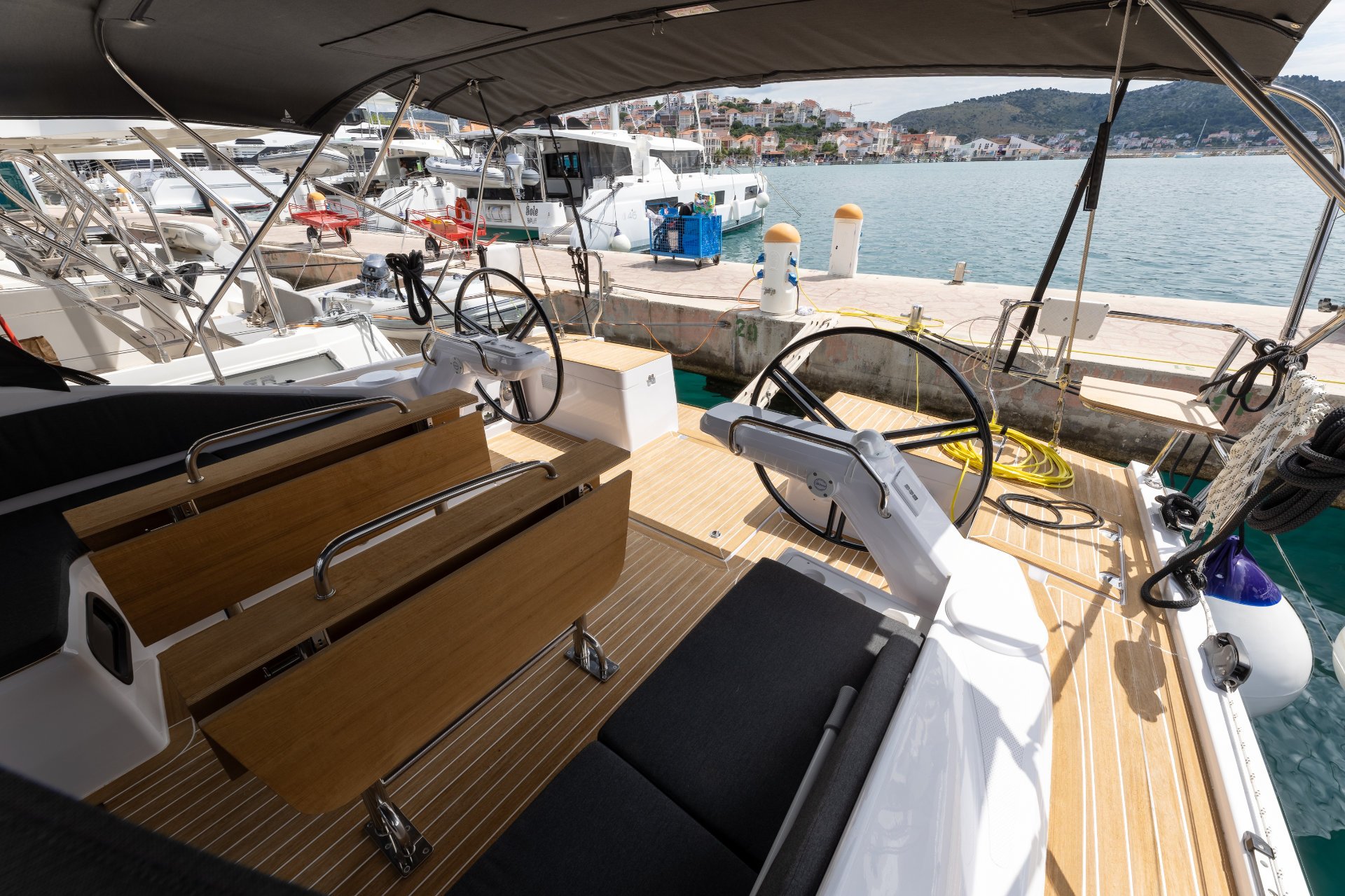 NIKA - Sailboat in Split