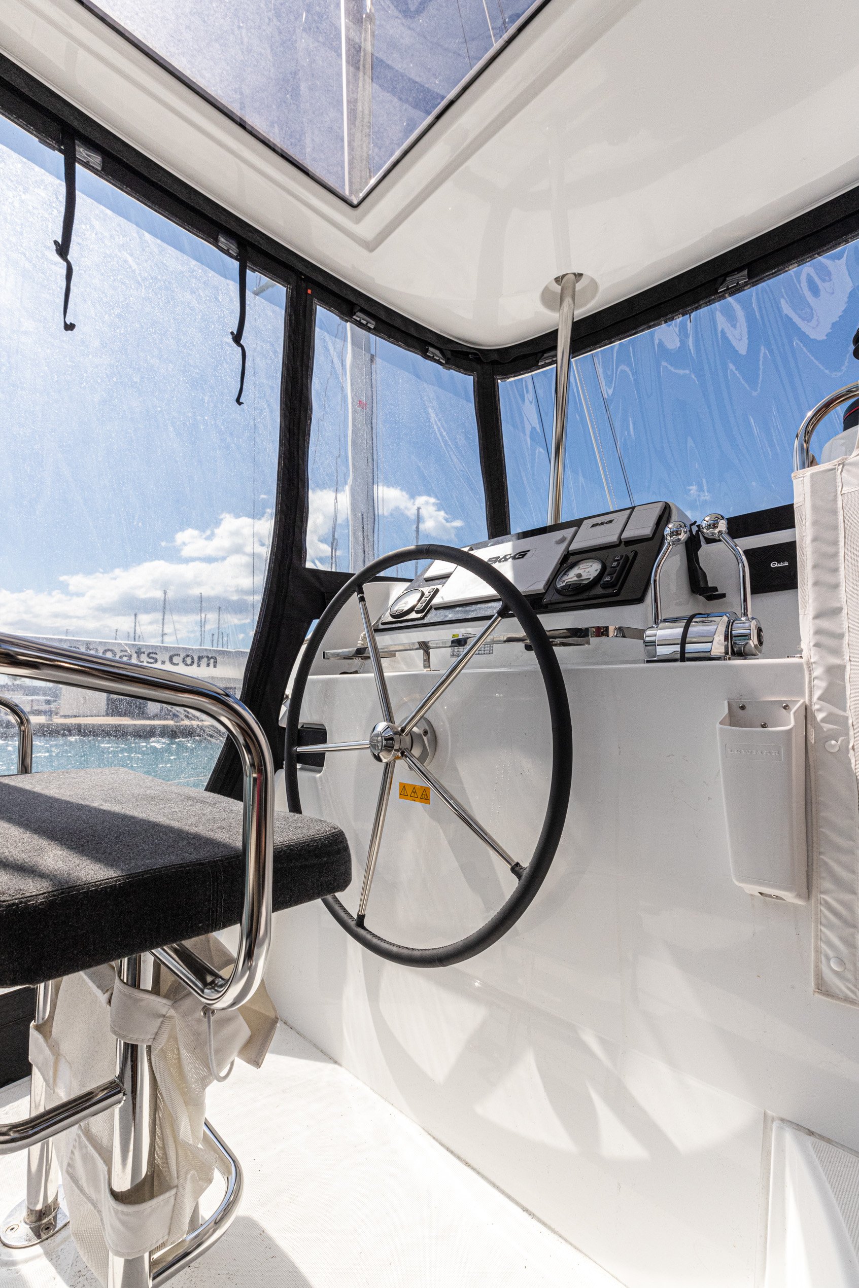 HAPPY KEY - Catamaran in Rogoznica