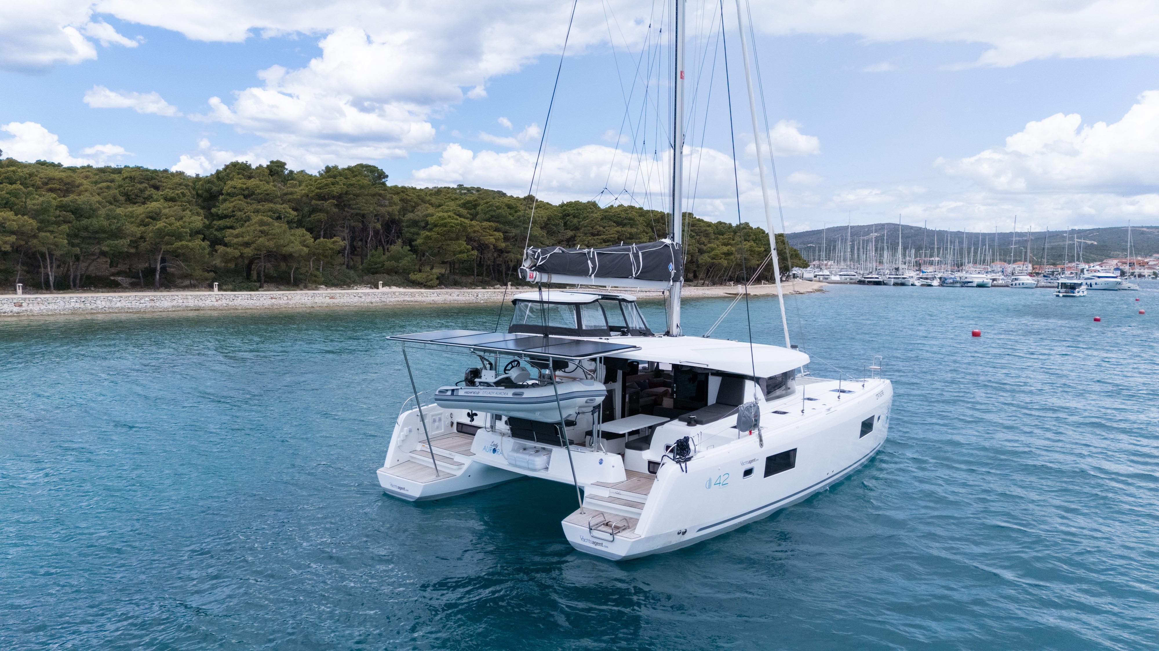 LADY AURORA - Catamaran in Rogoznica