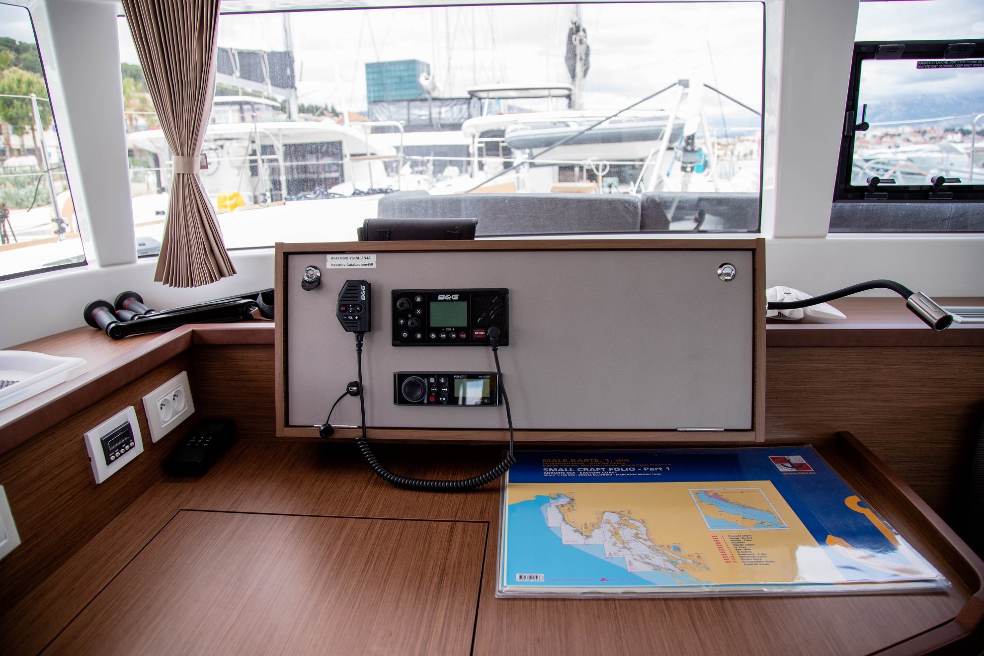 ANJA I - Catamaran in Rogoznica