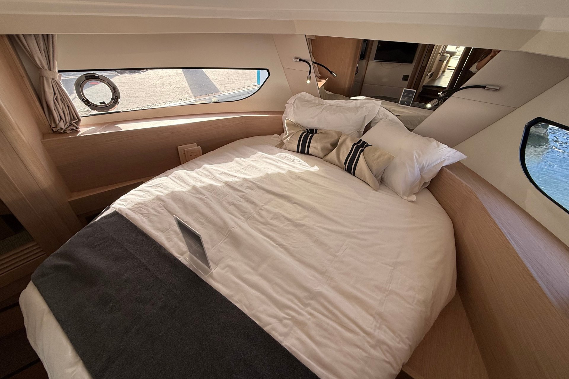 ZOE - Motor Yacht in Split