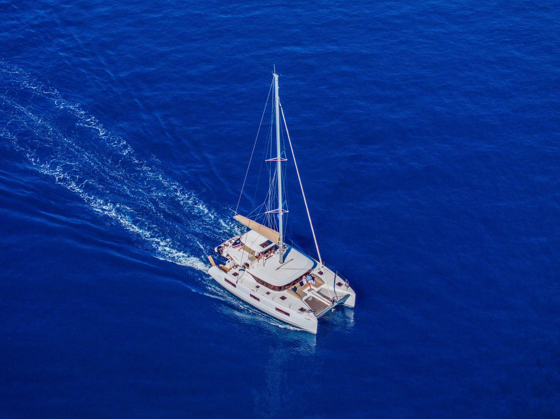 MAESTRO - Katamaran içinde Lefkada