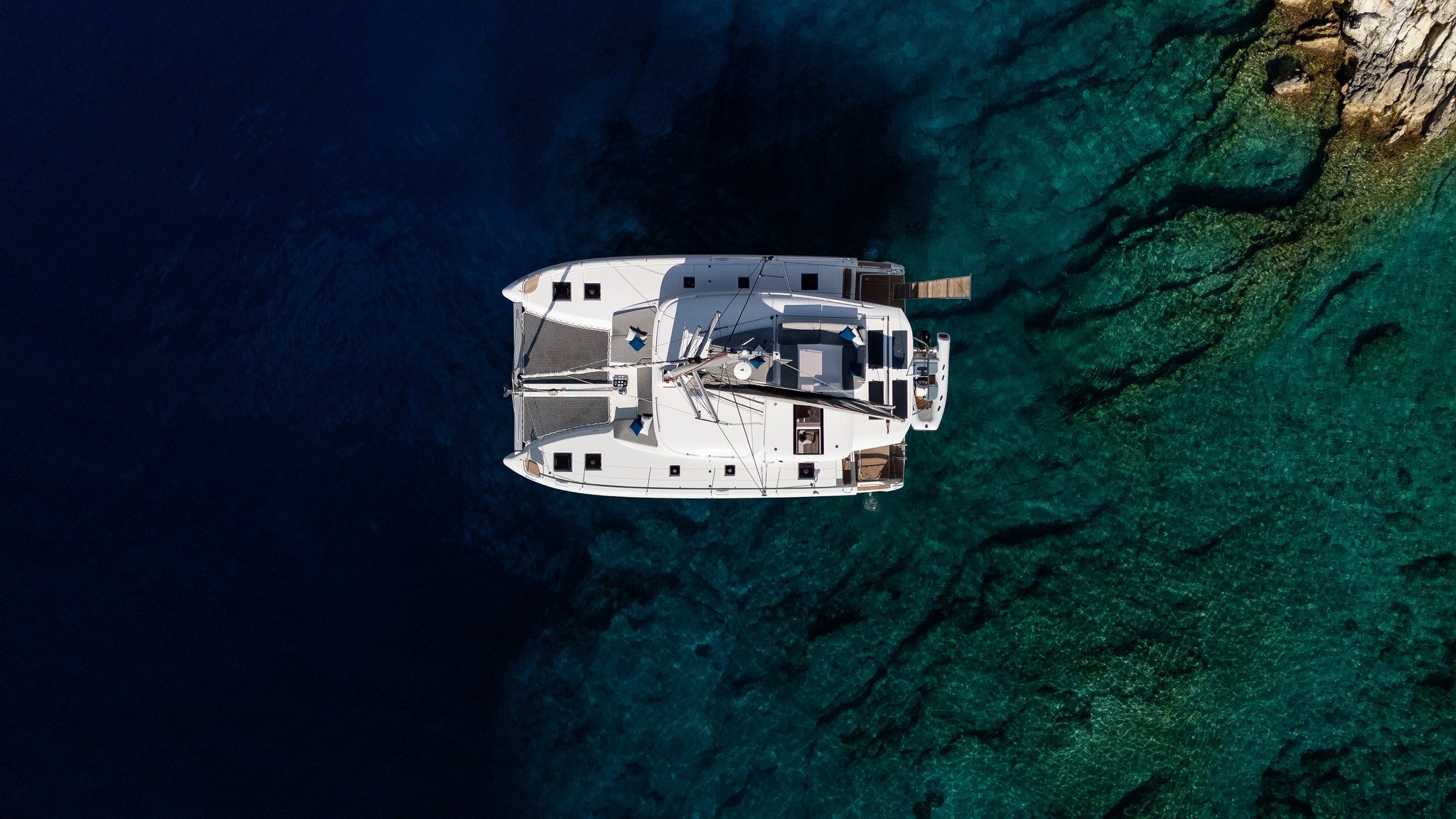 NEMI - Katamaran içinde Lefkada