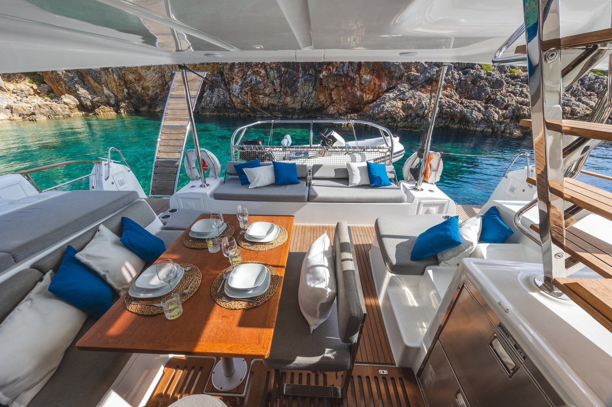 NEMI - Katamaran içinde Lefkada