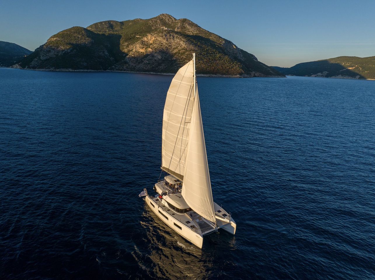 NORTH STAR - Katamaran içinde Lefkada