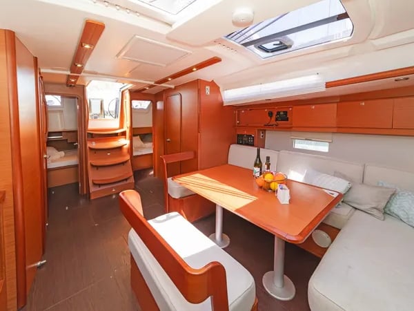 OCEAN WHISPER - Sailboat in Limenas Avdiron