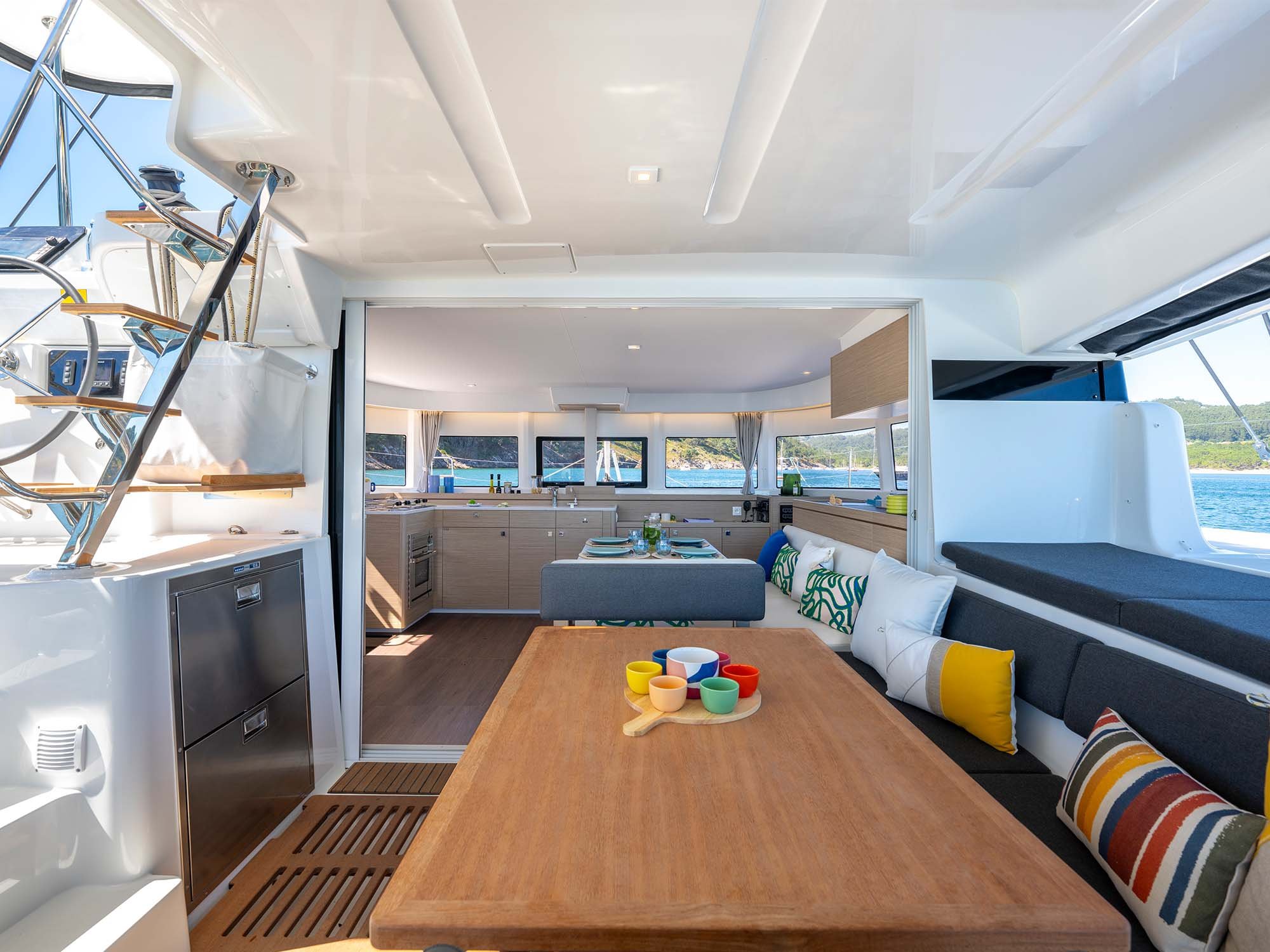 ALOE - Catamaran in Alimos