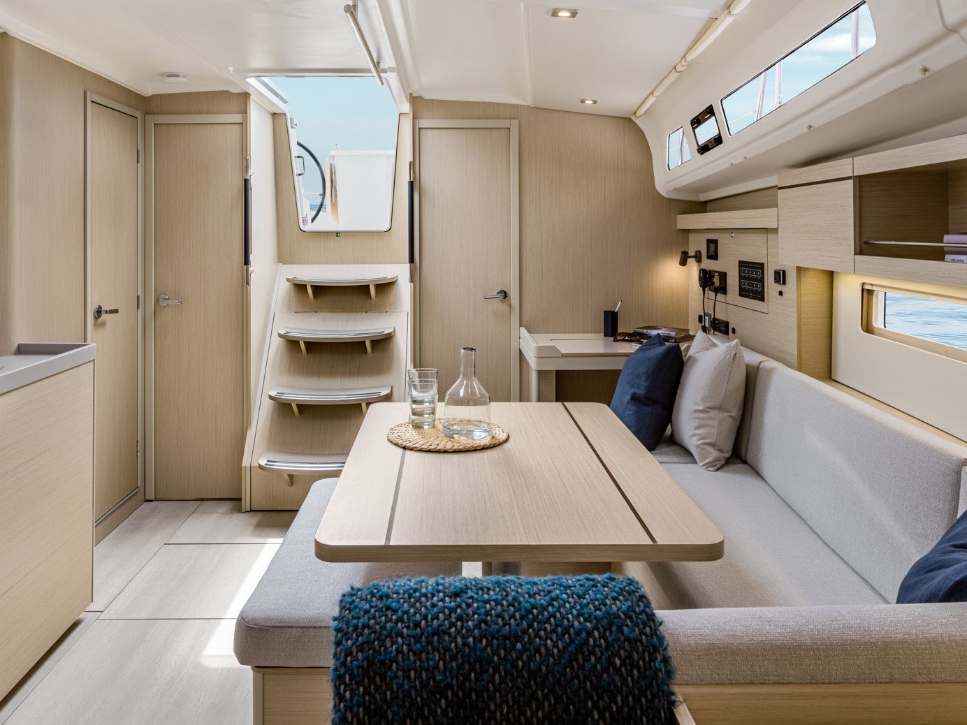 ANIMA - Sailboat in Paros