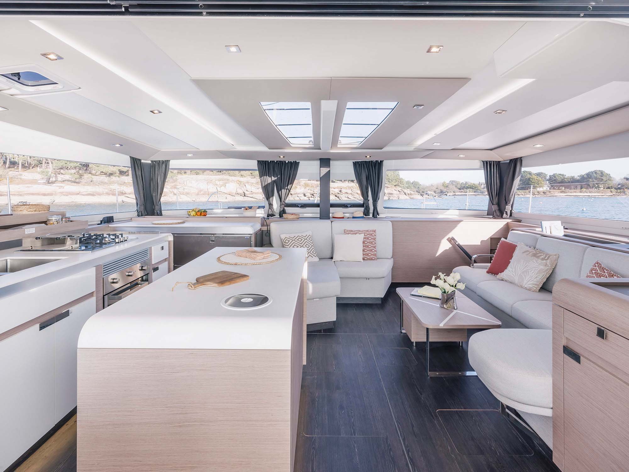 ALAIA - Catamaran in Alimos