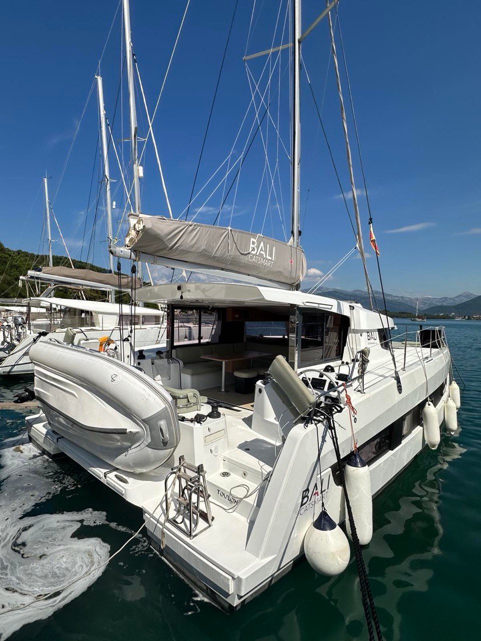 Bay Breeze V - Catamaran in Đuraševići