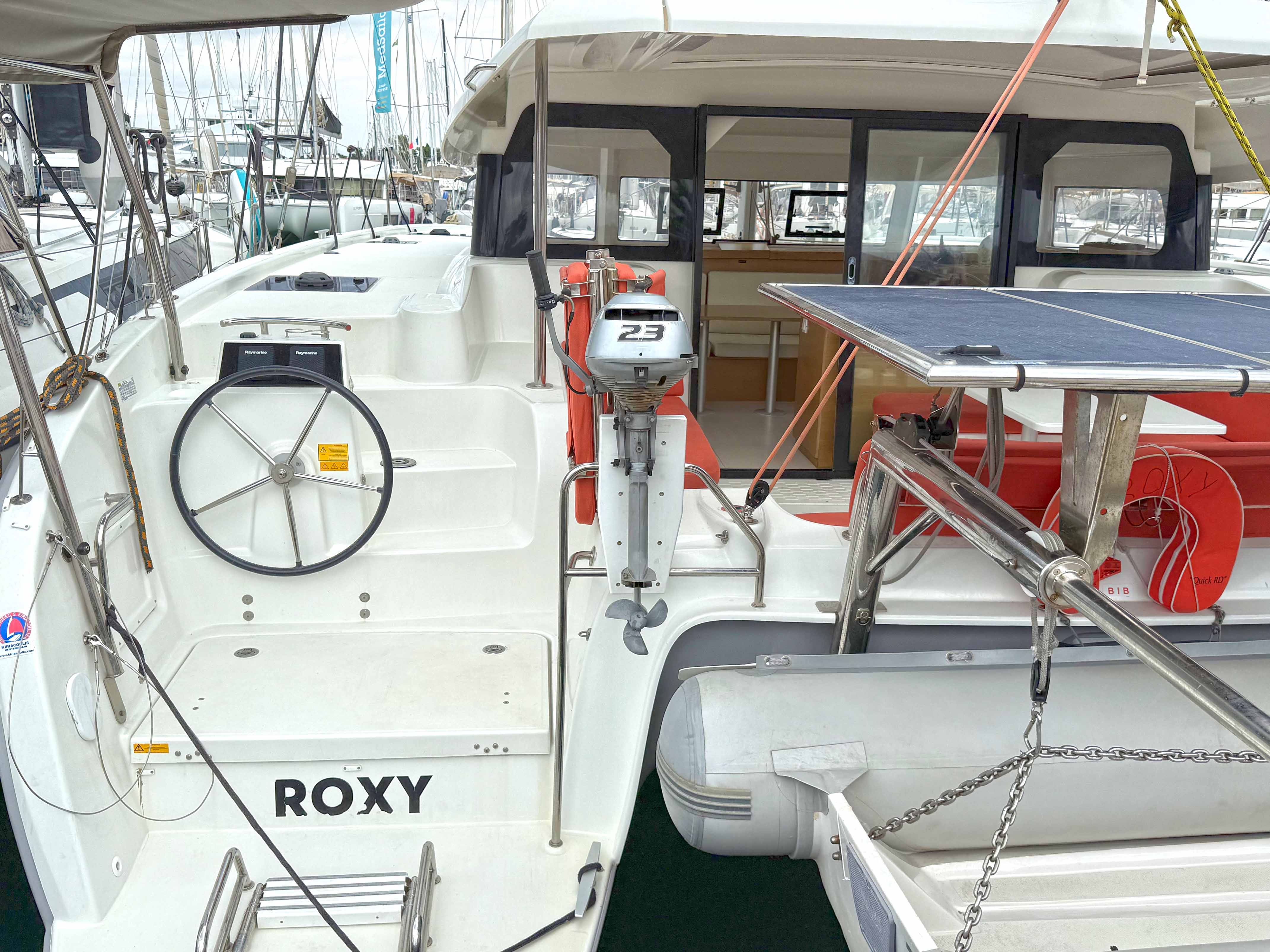 ROXY - Catamaran in Kontokali