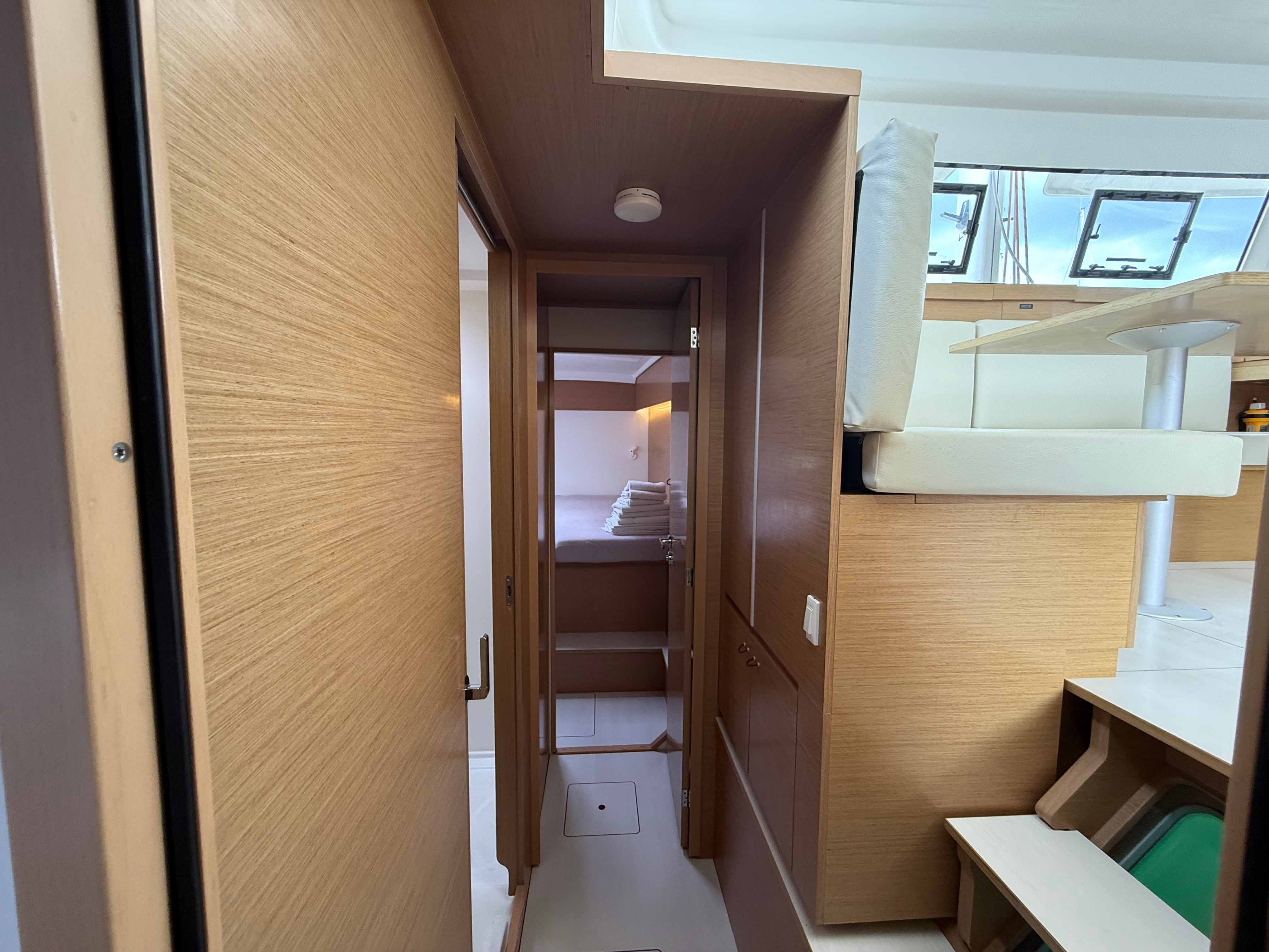 ROXY - Catamaran in Kontokali