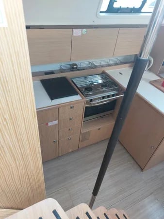 MARABOU - Sailboat in Lefkada