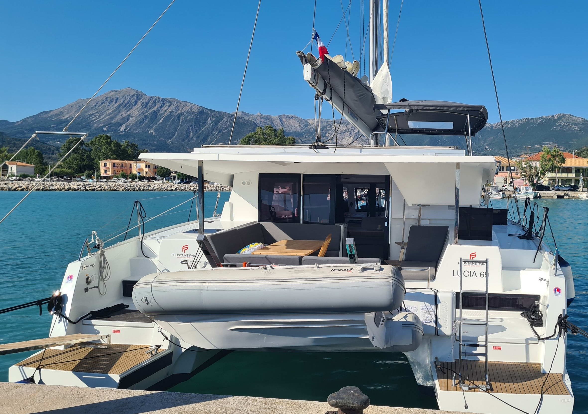 LUCIA 69 - Catamaran in Lefkada