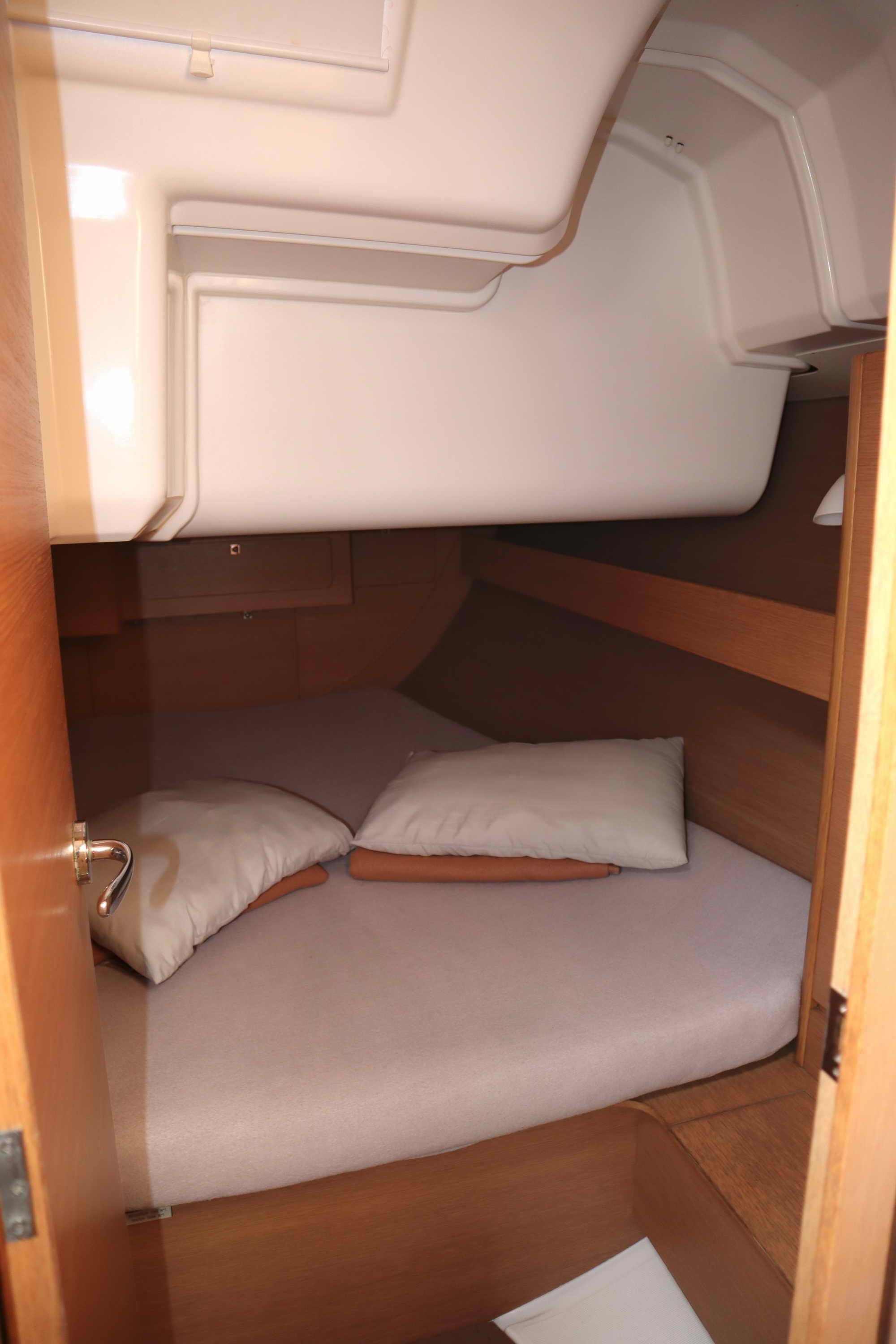 PRINCE FOLEGANDROS - Sailboat in Alimos