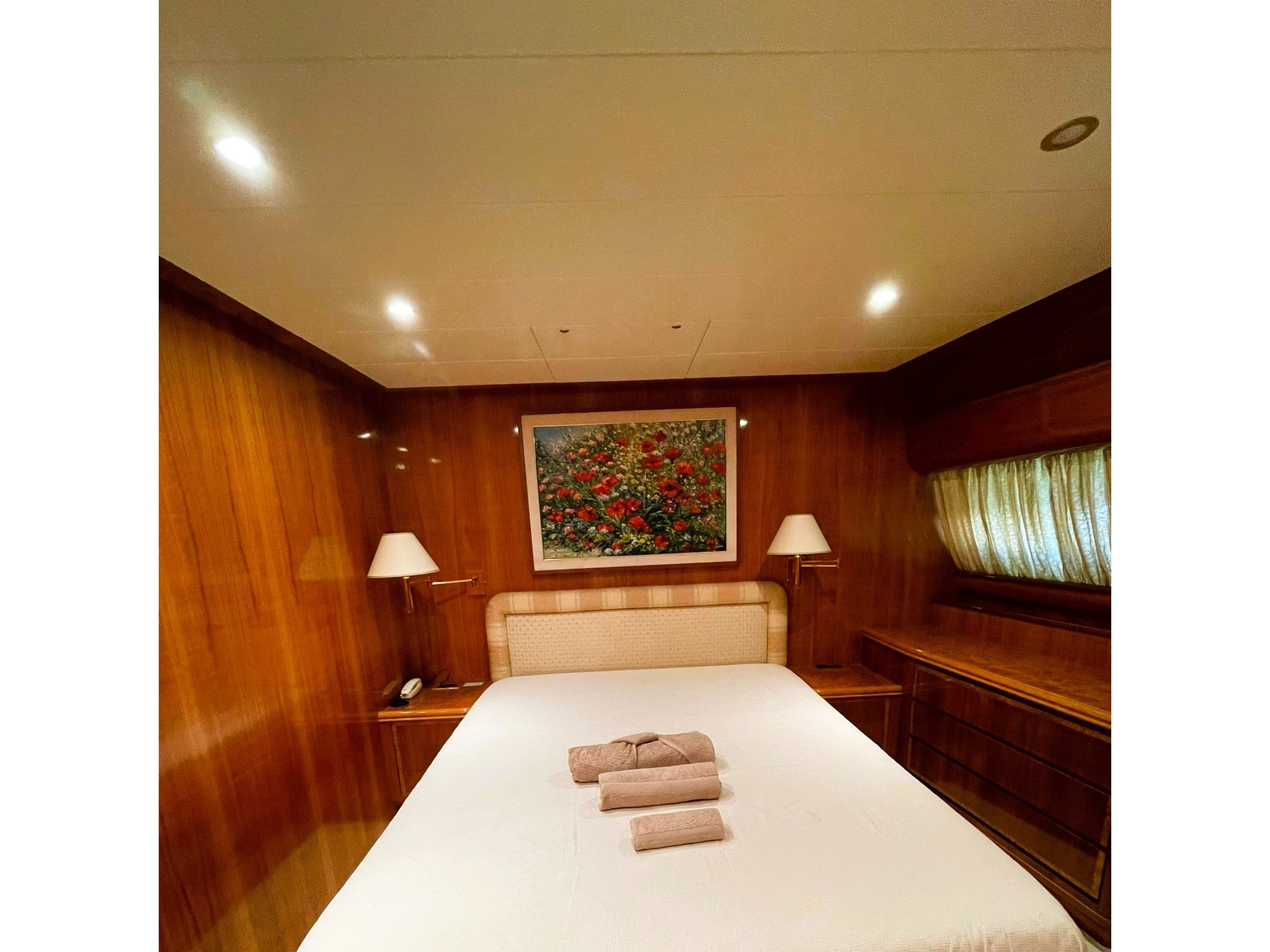 CANADOS 86 Fly - Motor Yat içinde Salerno