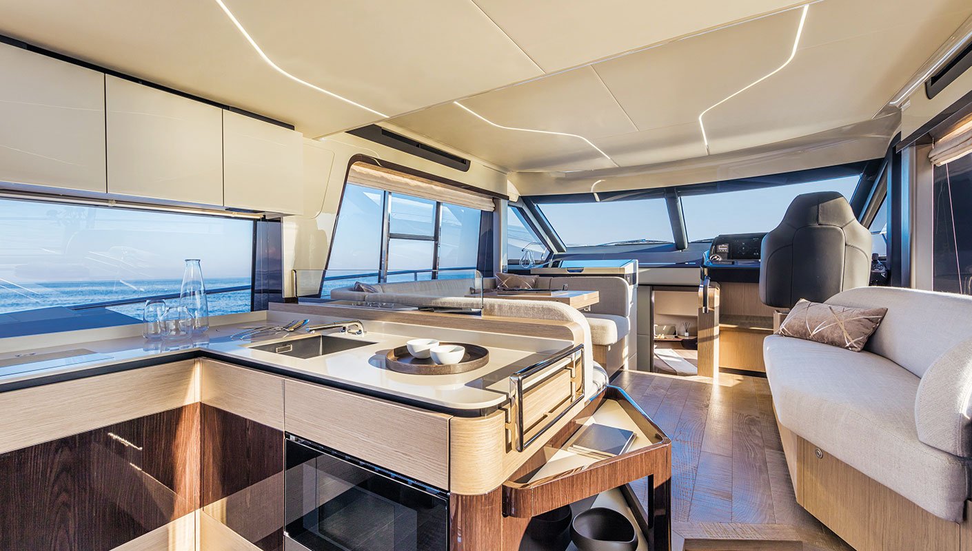 Riaz Tahia - Motor Yacht in Seget Donji