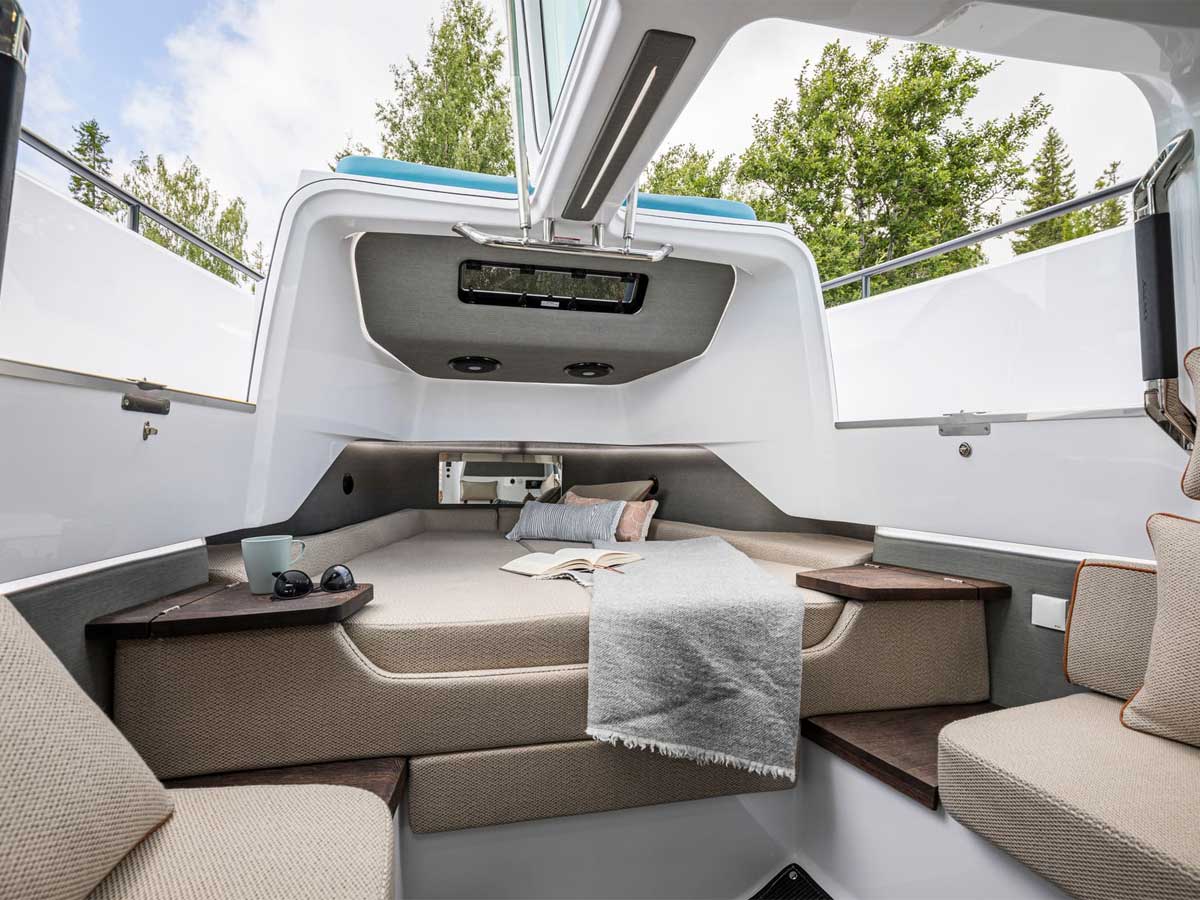 OPIJUM - Motor Yacht in Seget Donji