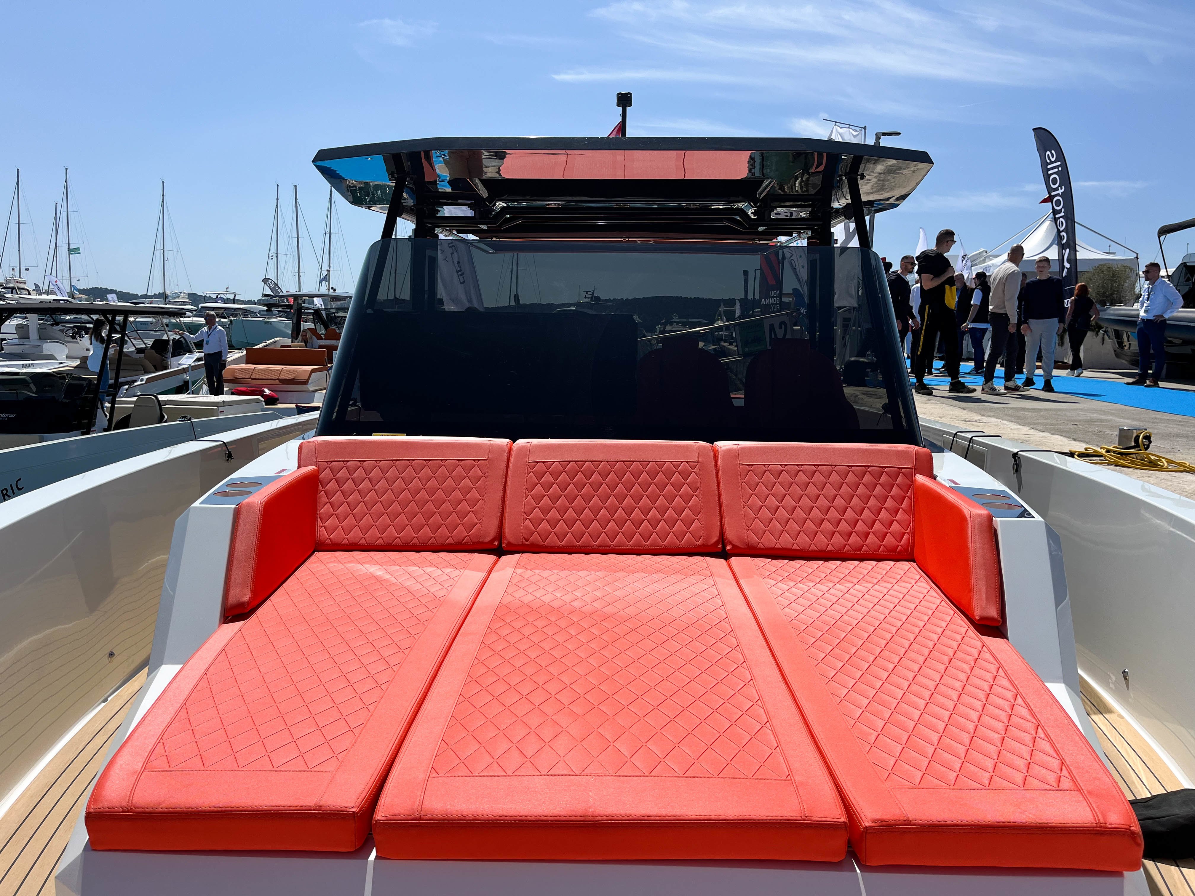 Eragon - Motor Yacht in Seget Donji