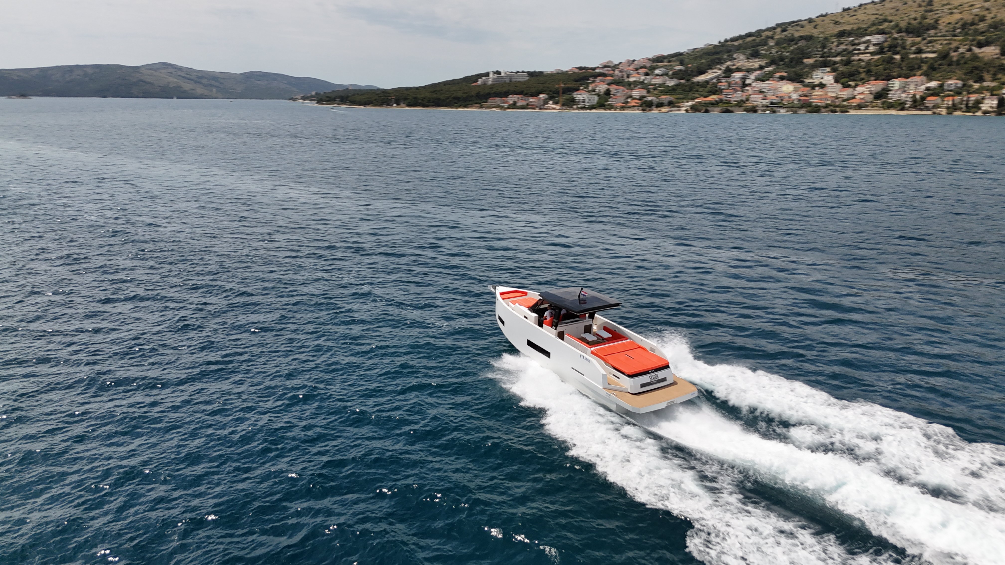 Eragon - Motor Yacht in Seget Donji