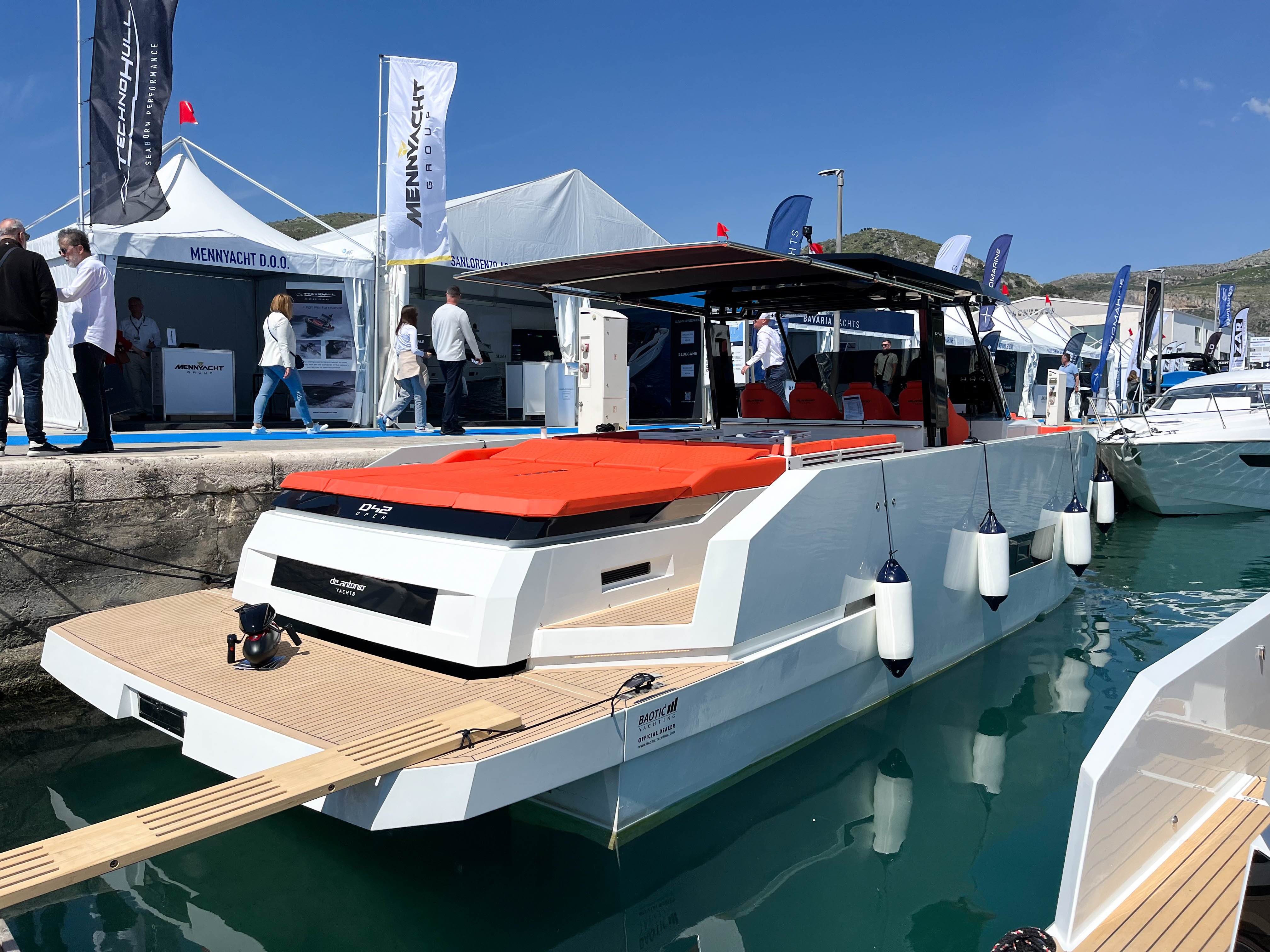 Eragon - Motor Yacht in Seget Donji