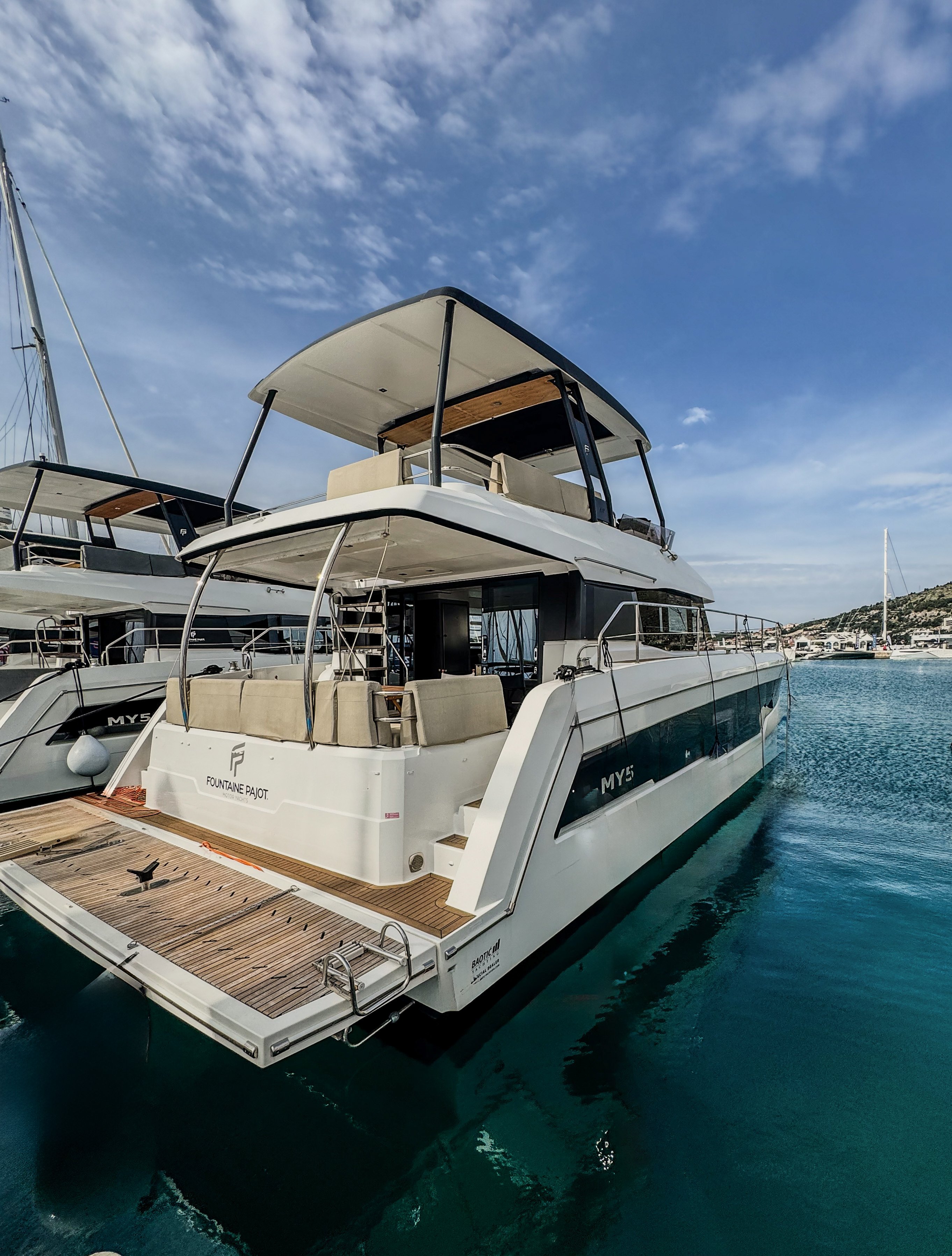 MALA - Catamaran in Seget Donji