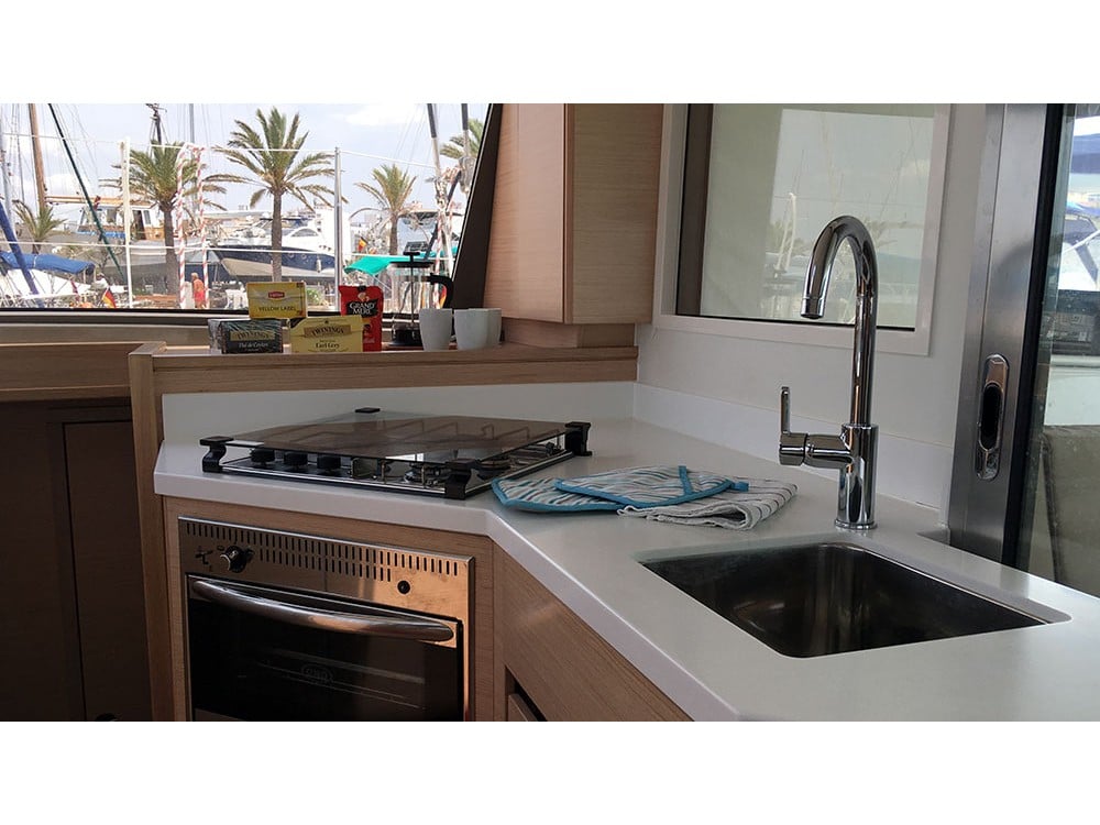 HYGGE - Catamaran in S'Arenal