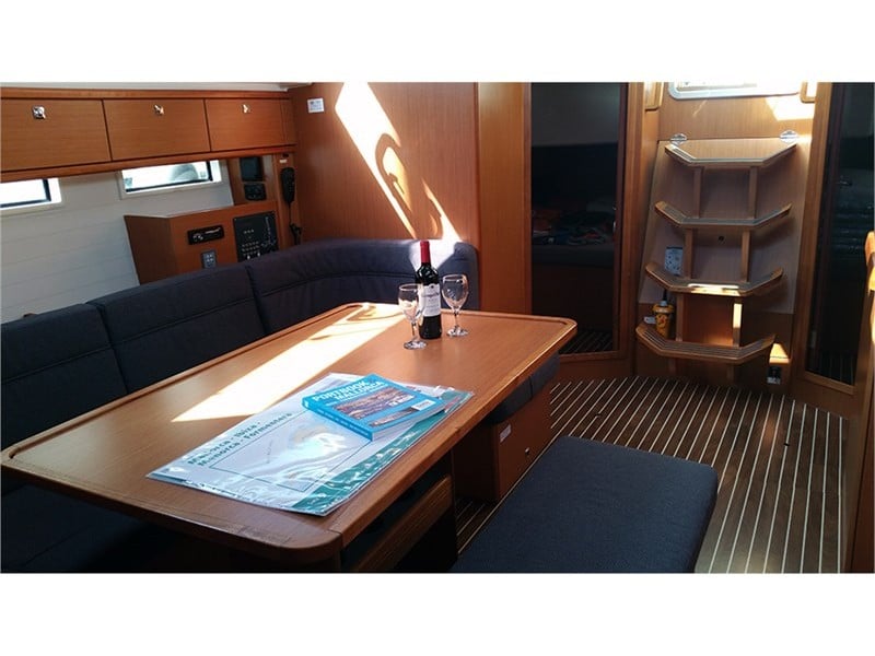 Casino Royale - Sailboat in S'Arenal